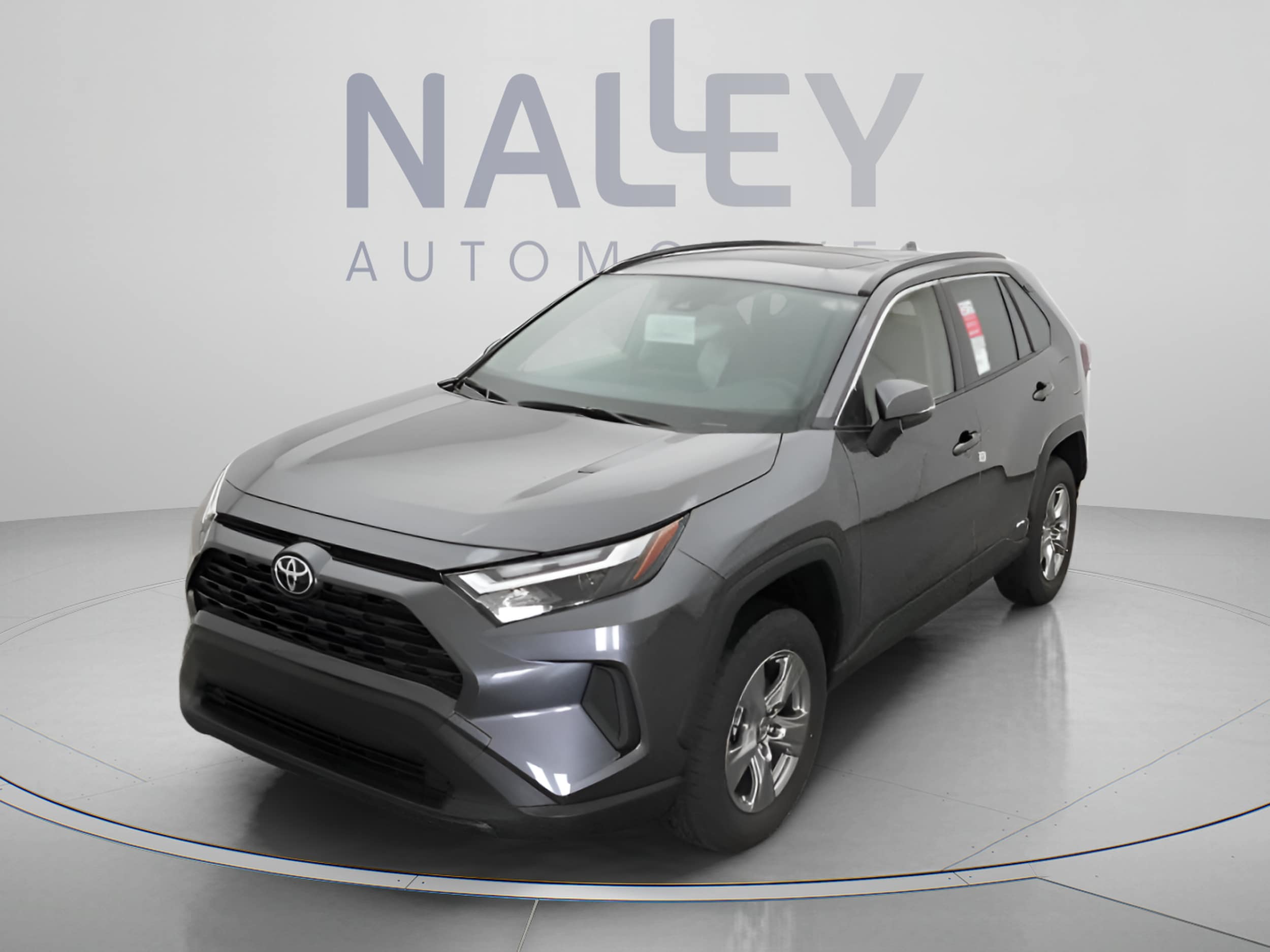 2025 Toyota RAV4 XLE - Photo 34