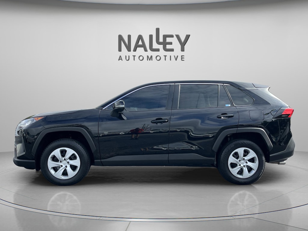 Used 2022 Toyota RAV4 LE SUV