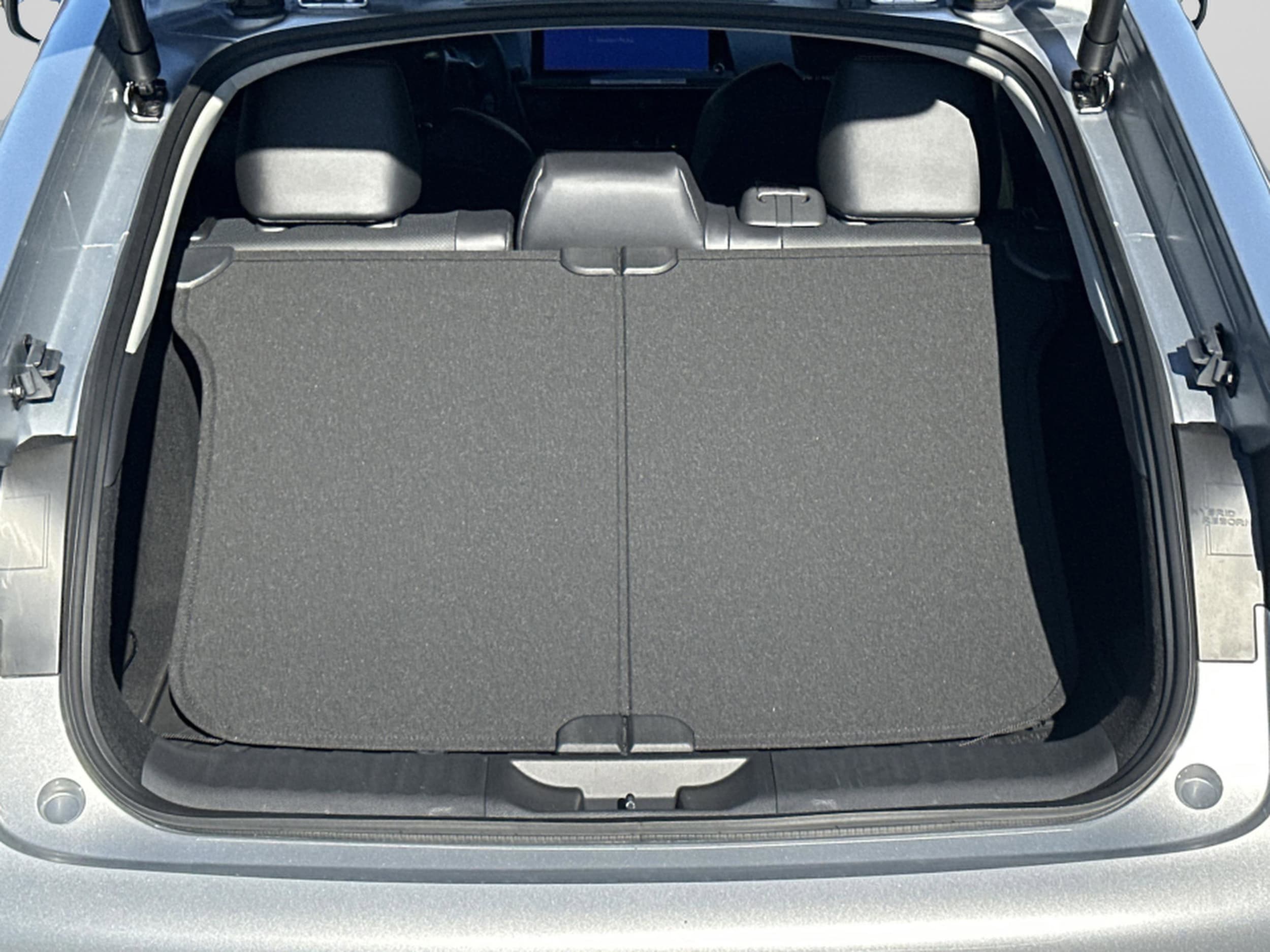2026 Toyota Prius Plug-in Hybrid XSE Premium - Photo 27