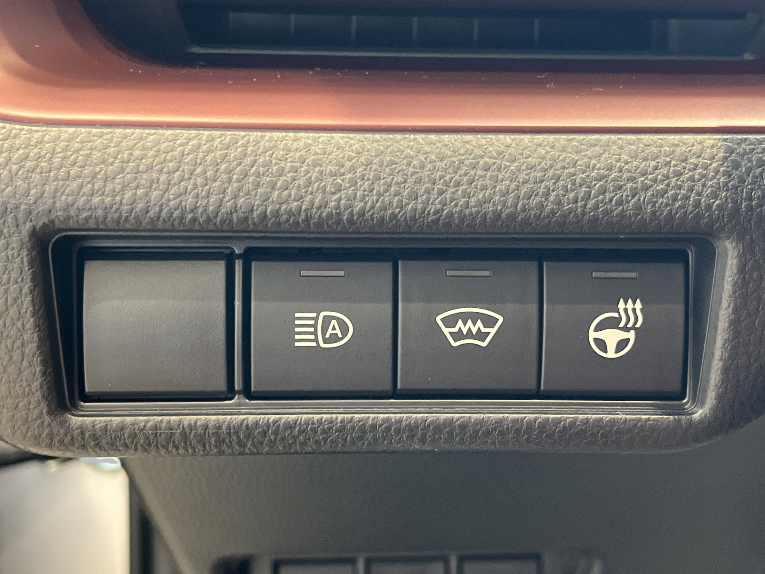 2026 Toyota Prius Plug-in Hybrid XSE - Photo 23