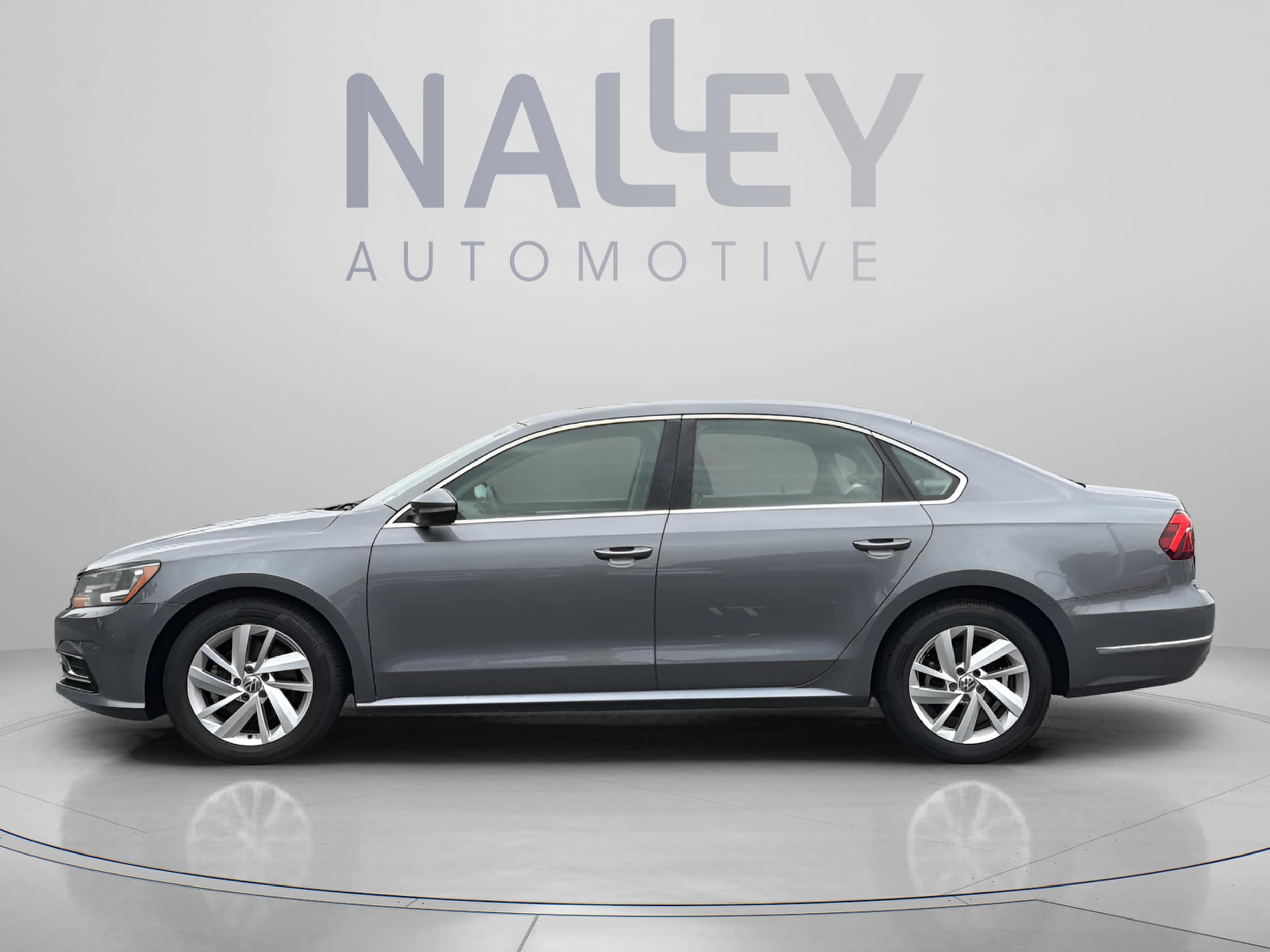 Used 2018 Volkswagen Passat SE with VIN 1VWBA7A31JC003364 for sale in Union City, GA
