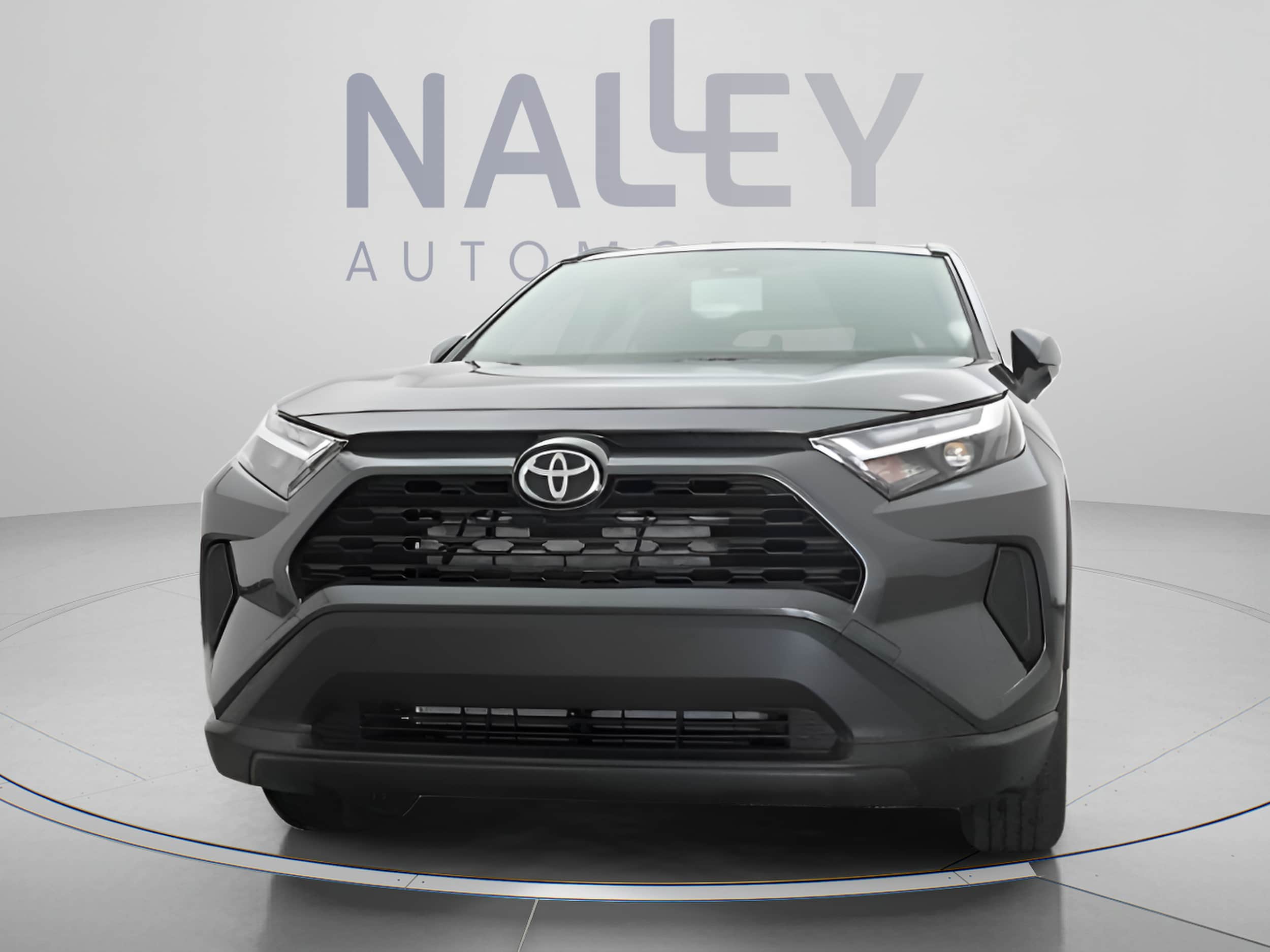 2025 Toyota RAV4 XLE - Photo 32