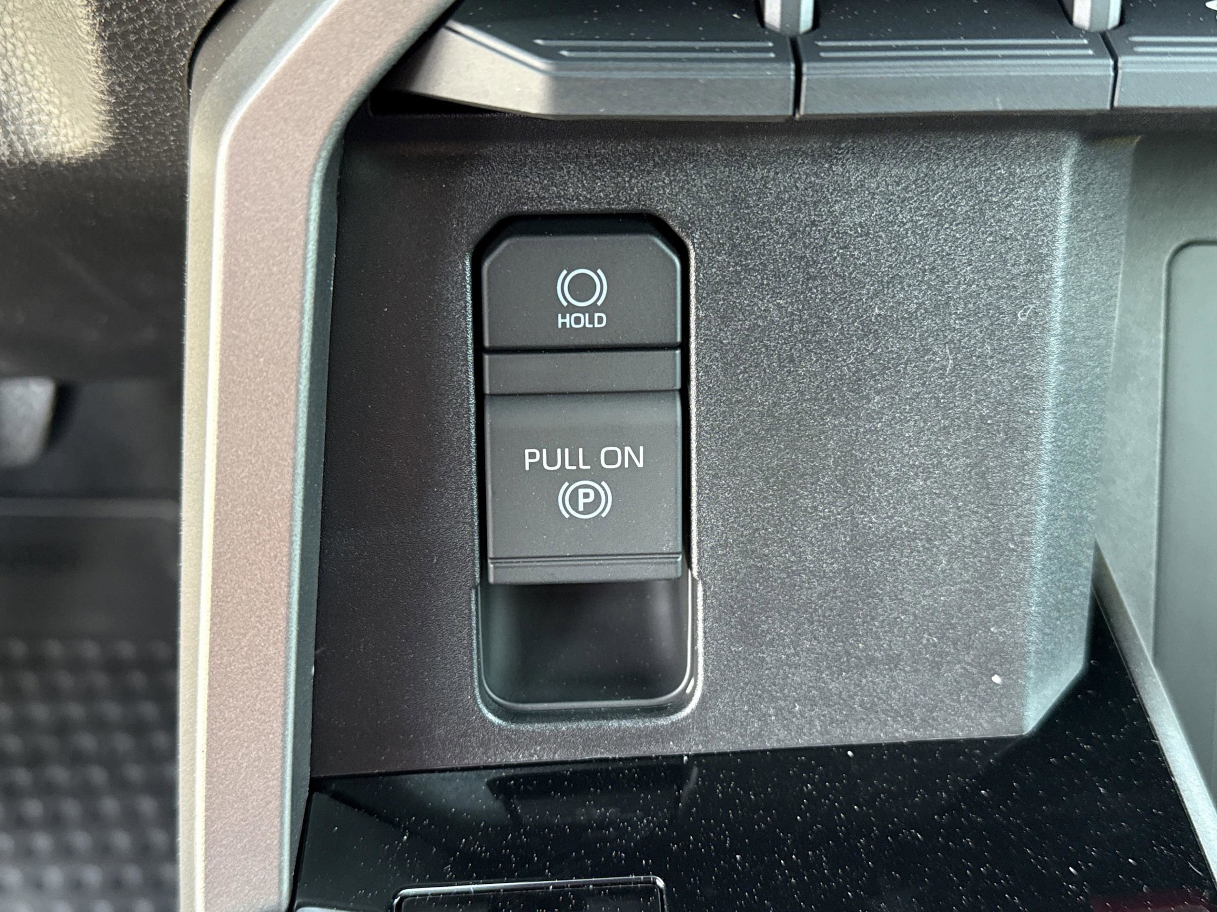 2025 Toyota Tundra Limited - Photo 14