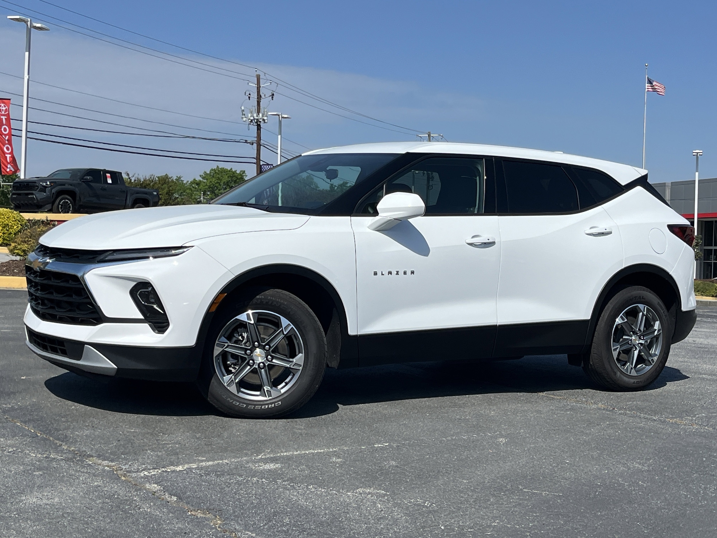 2025 Chevrolet Blazer 2.0T 2LT FWD's photo