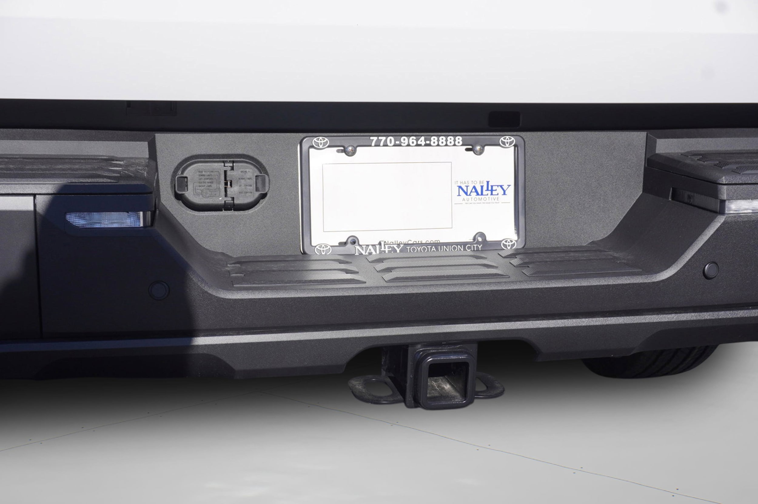 2025 Toyota Tundra SR5 - Photo 35