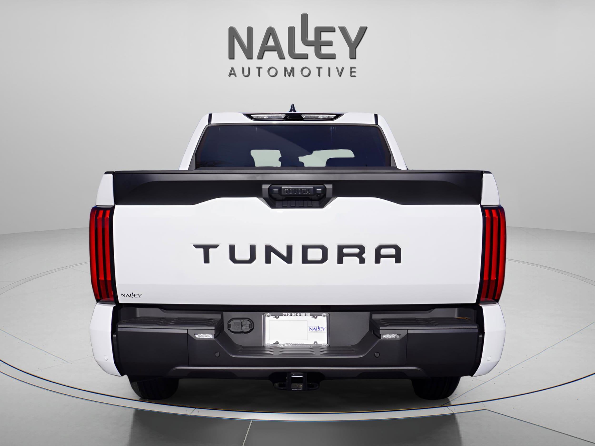 2025 Toyota Tundra SR5 - Photo 6