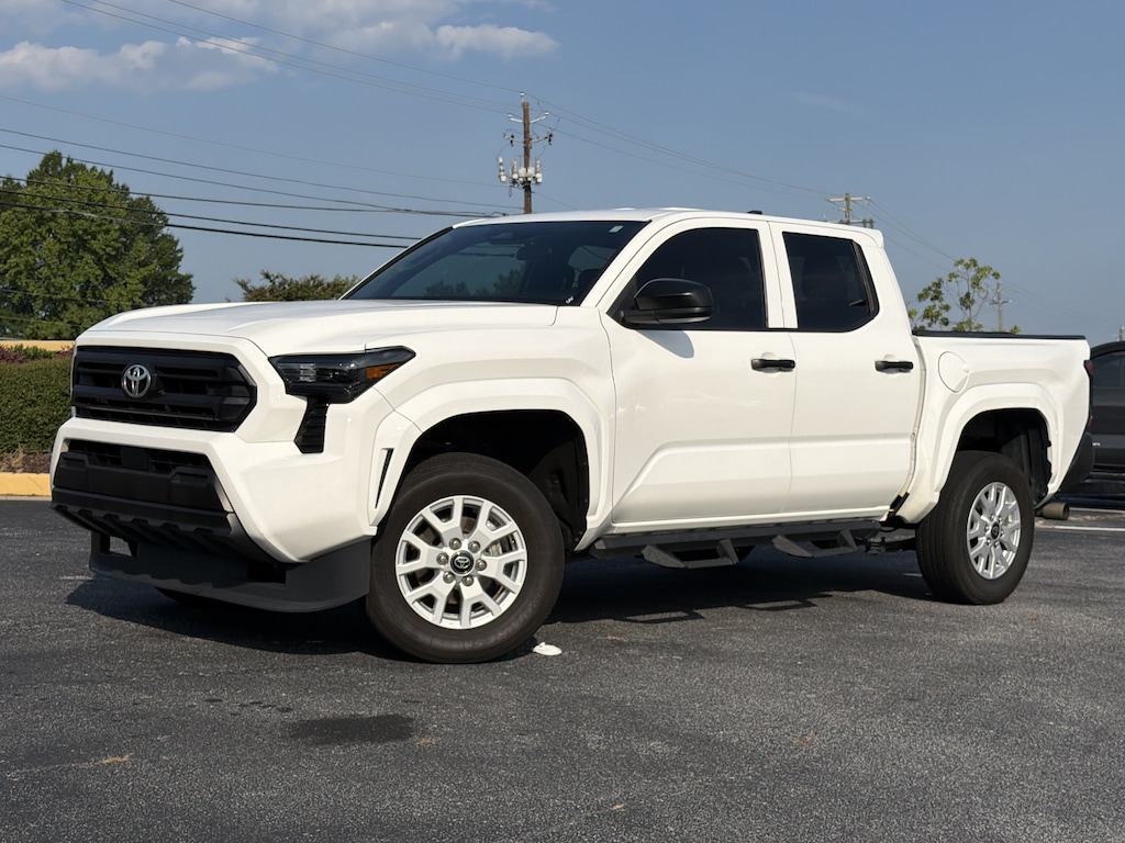 Used 2024 Toyota Tacoma SR Truck Double Cab
