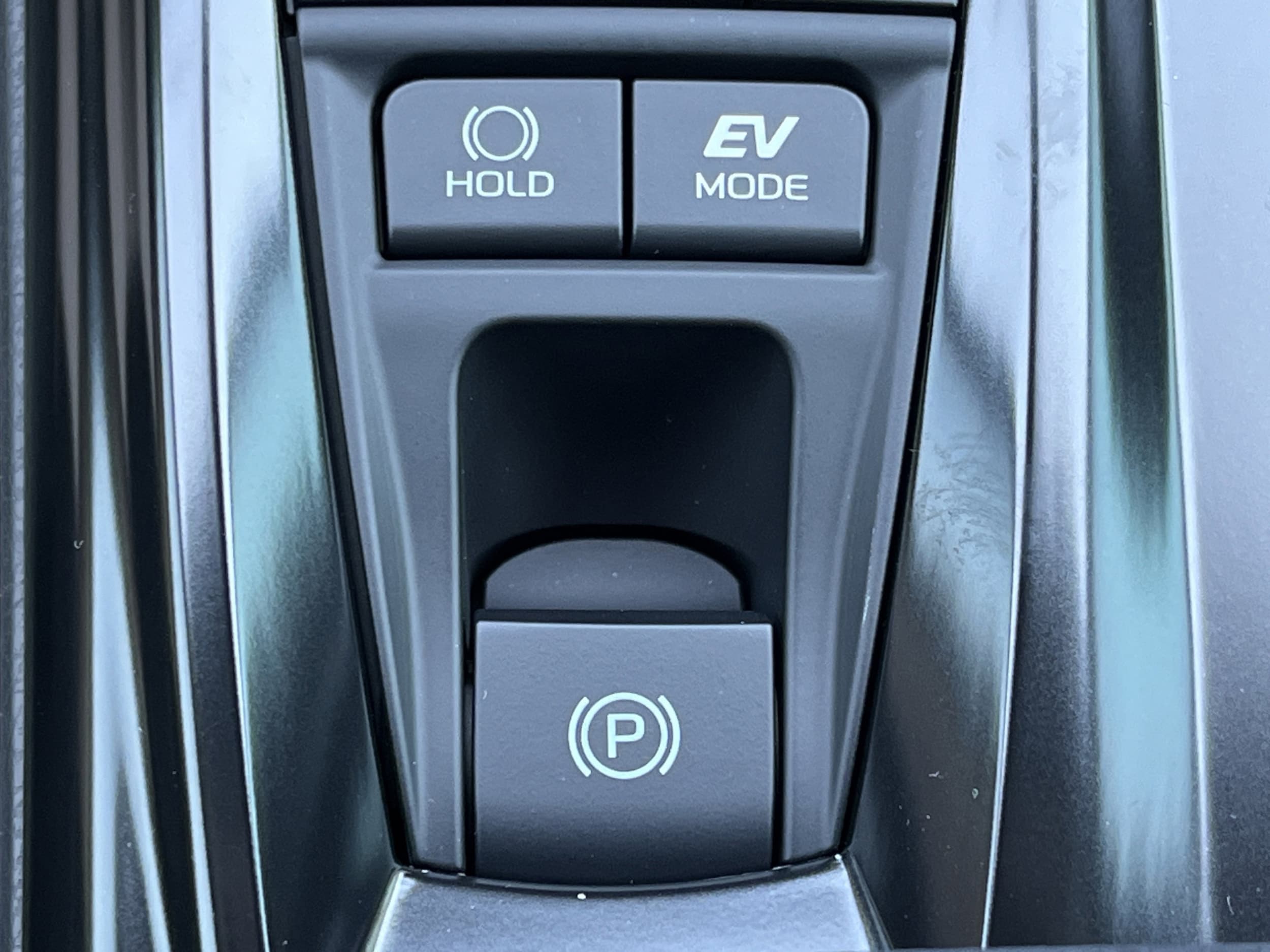 2025 Toyota Camry SE - Photo 14