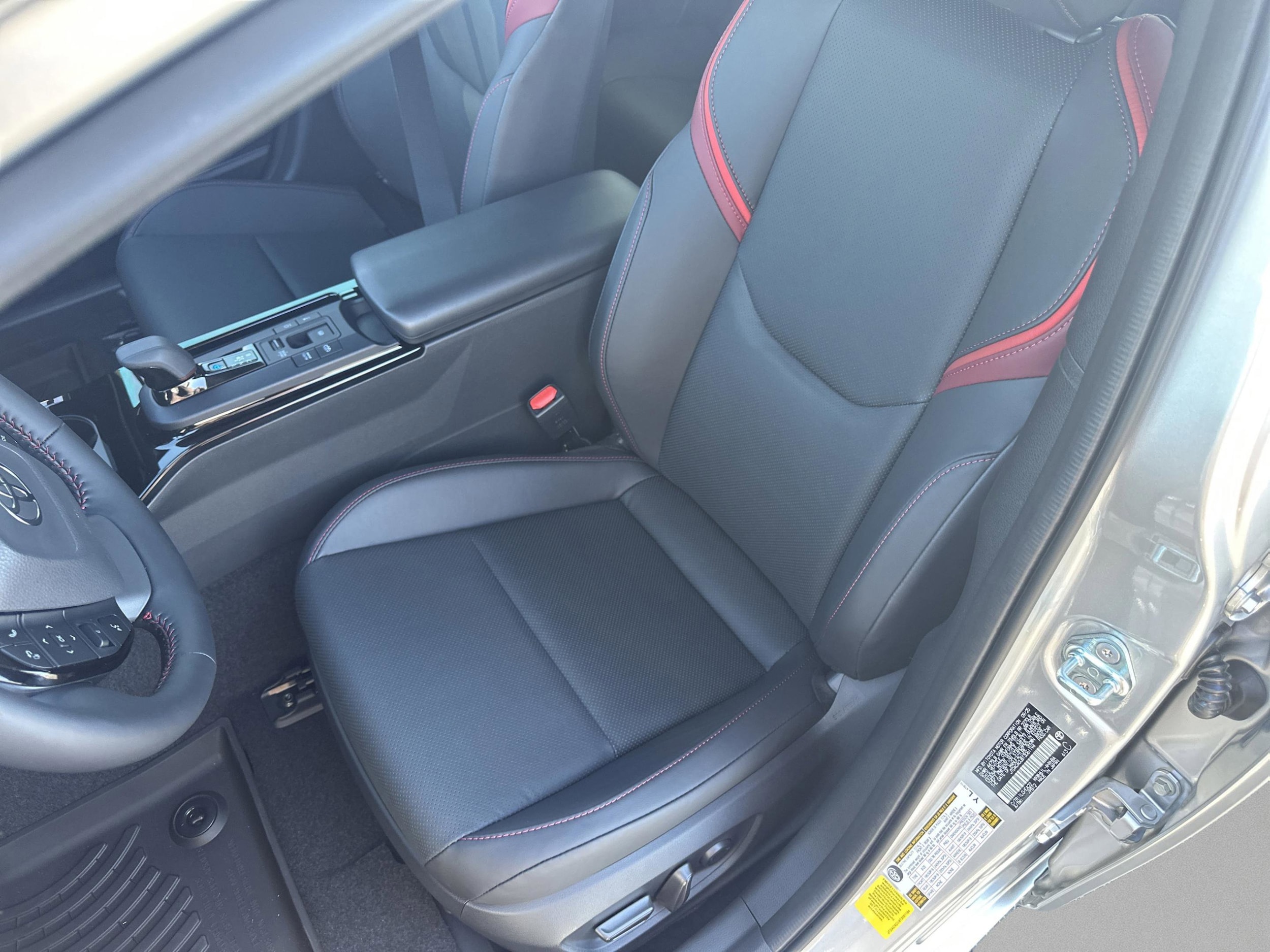 2026 Toyota Prius Plug-in Hybrid XSE Premium - Photo 22