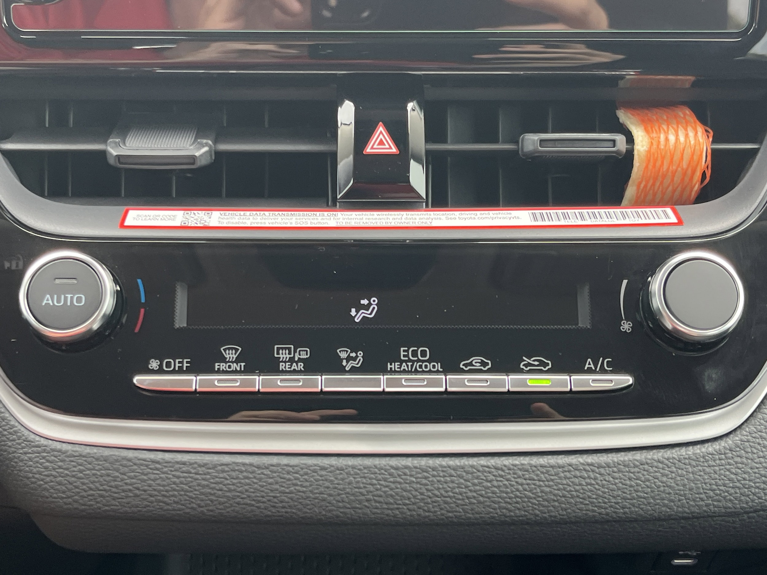 2026 Toyota Corolla LE - Photo 7