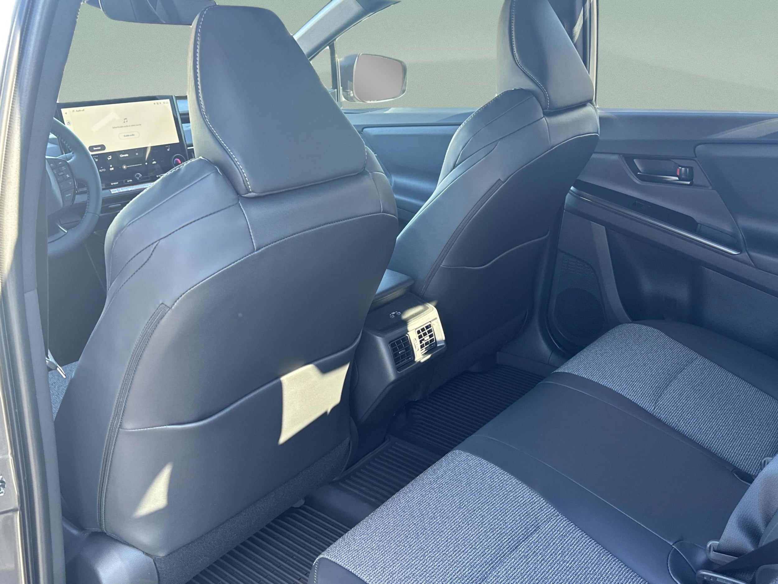 2026 Toyota bZ XLE - Photo 21