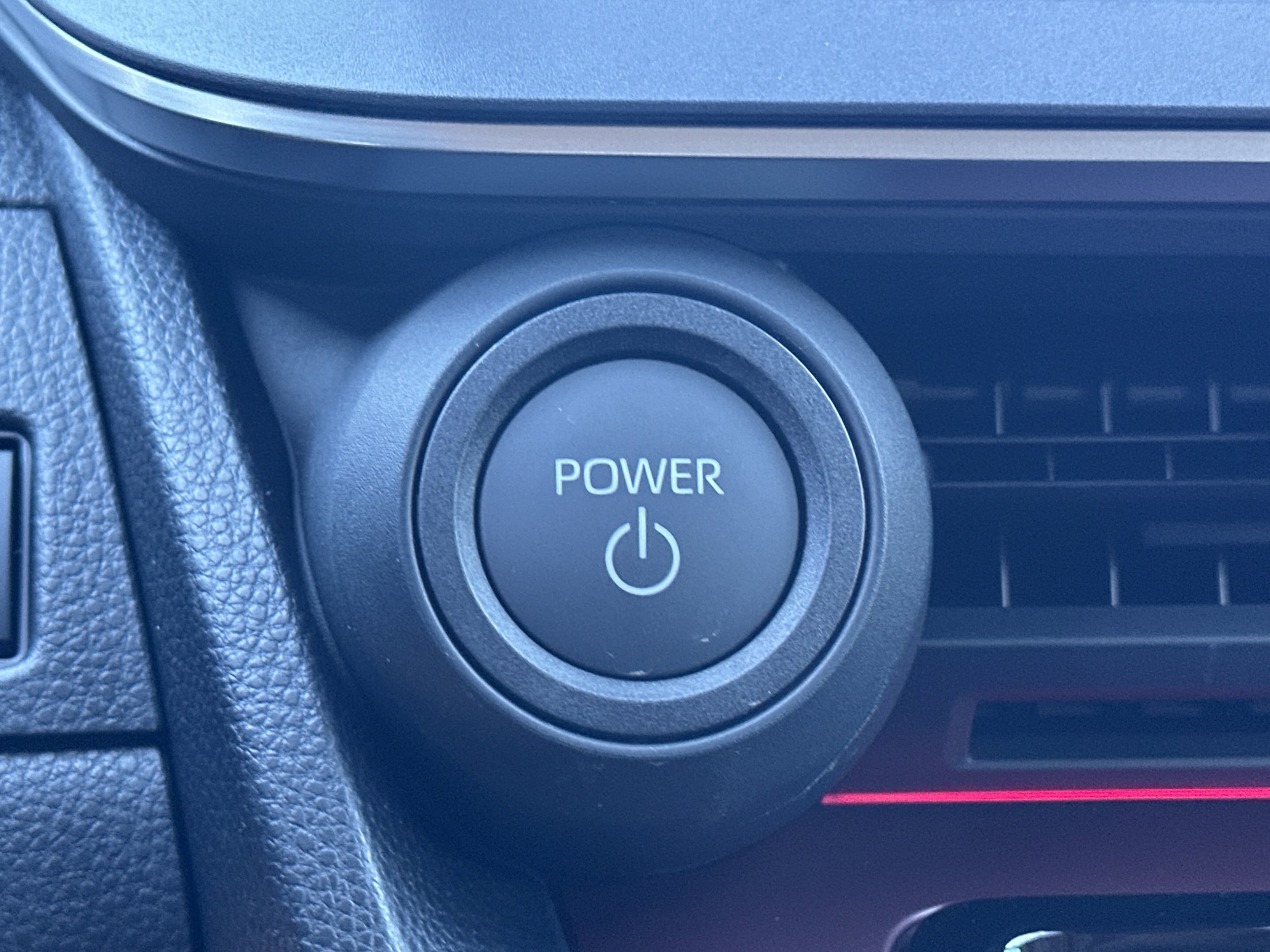 2026 Toyota Prius Plug-in Hybrid XSE Premium - Photo 28