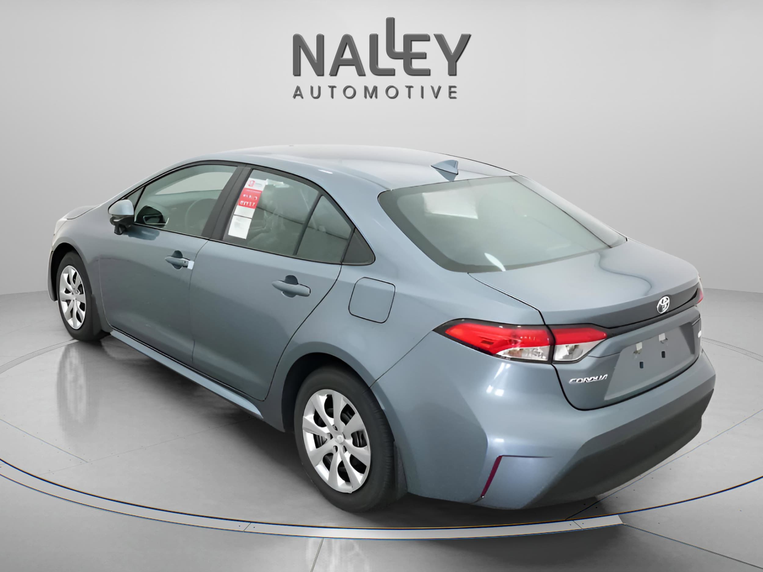 2026 Toyota Corolla LE - Photo 11