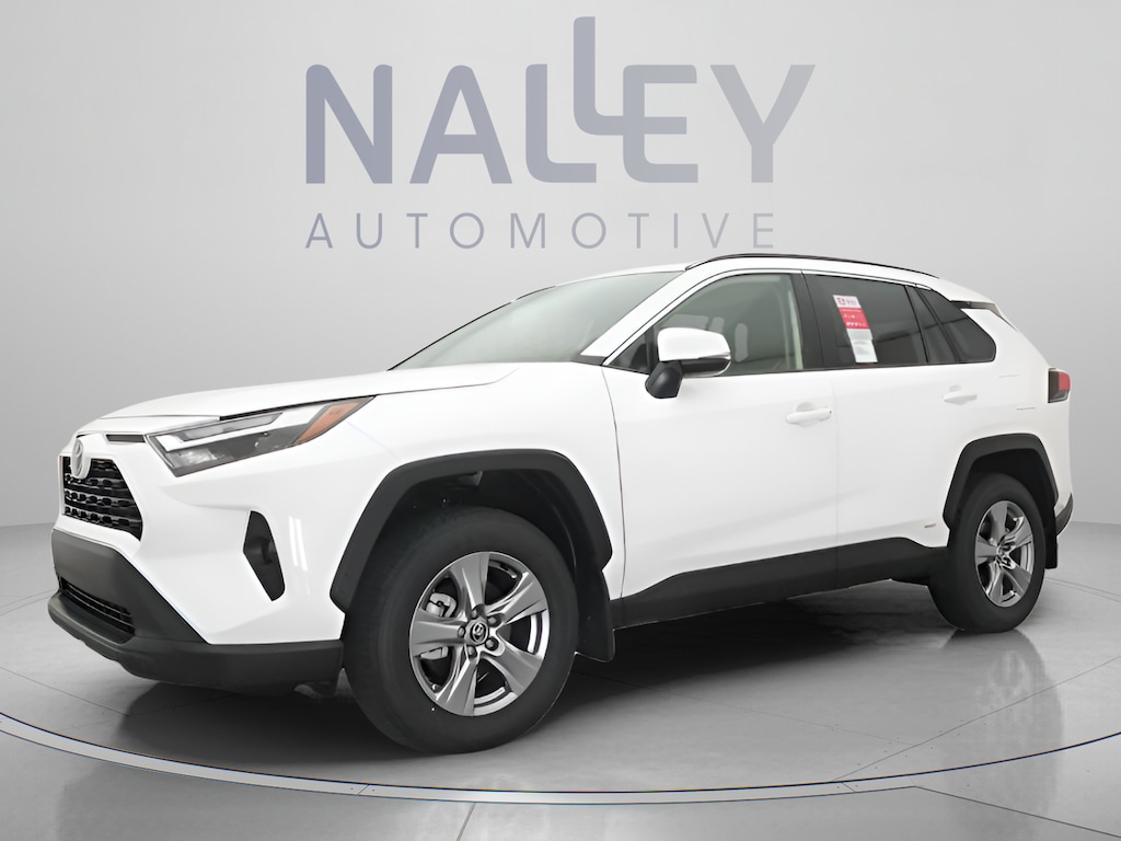Used 2025 Toyota RAV4 Hybrid XLE SUV