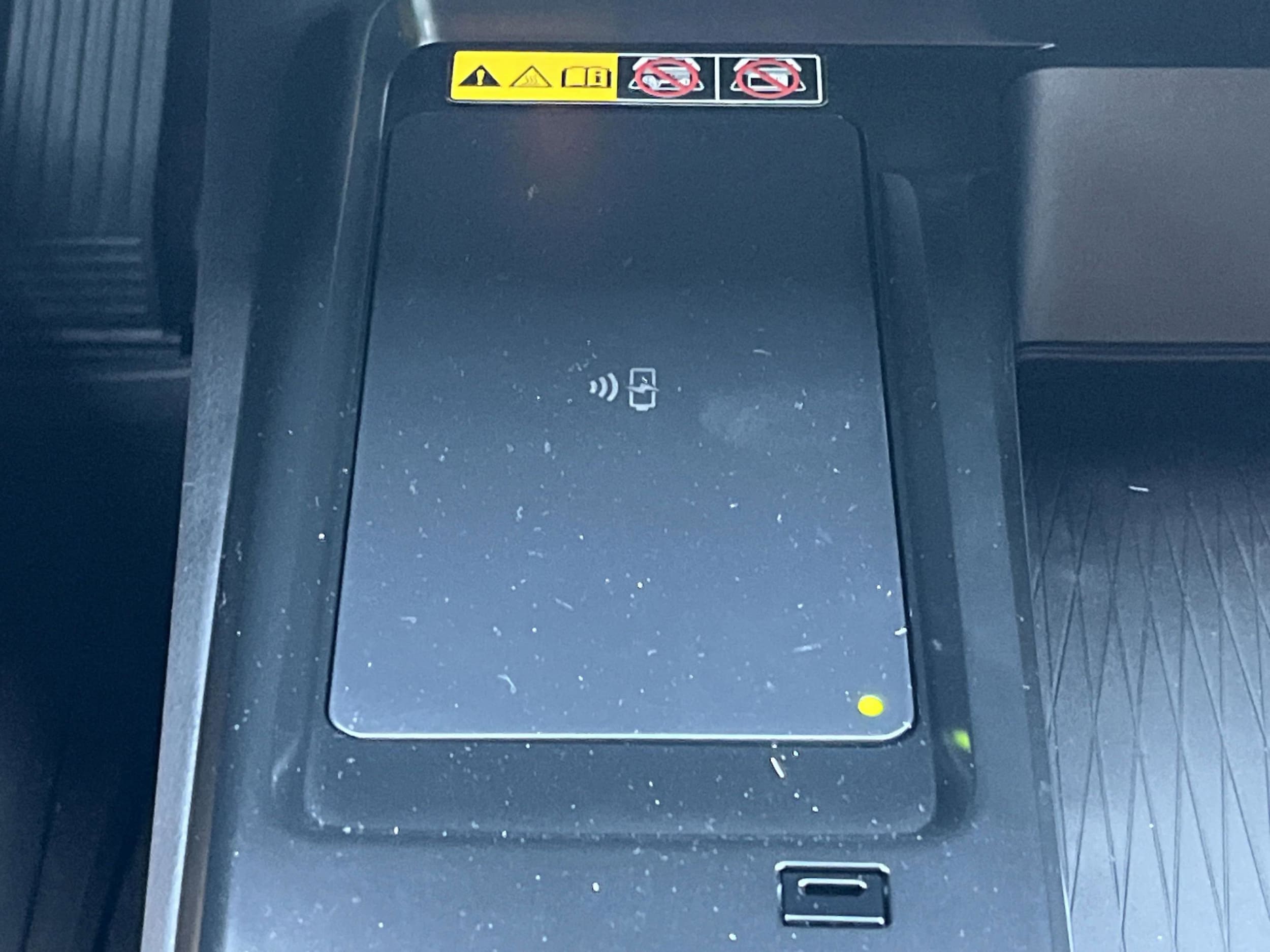 2025 Toyota Camry LE - Photo 12