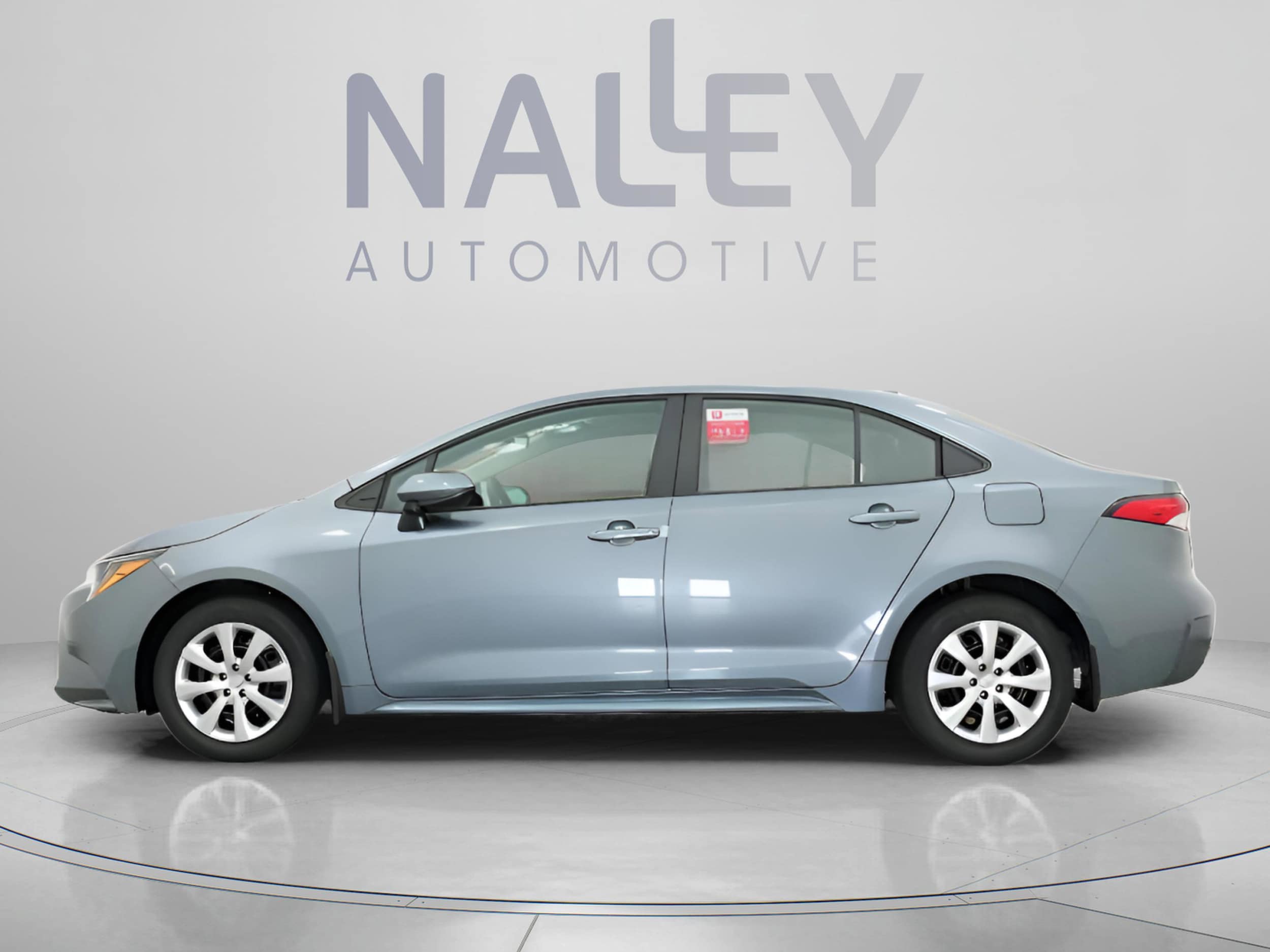 2026 Toyota Corolla LE - Photo 8
