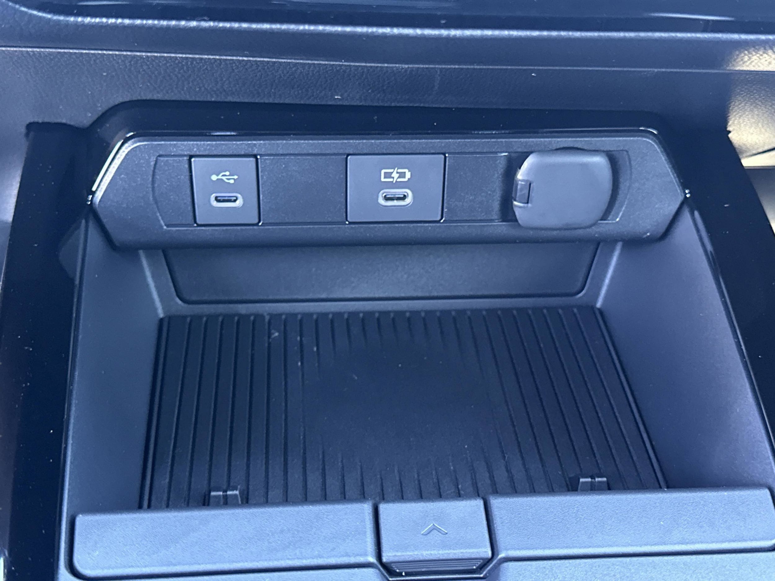 2026 Toyota Prius Plug-in Hybrid XSE Premium - Photo 13