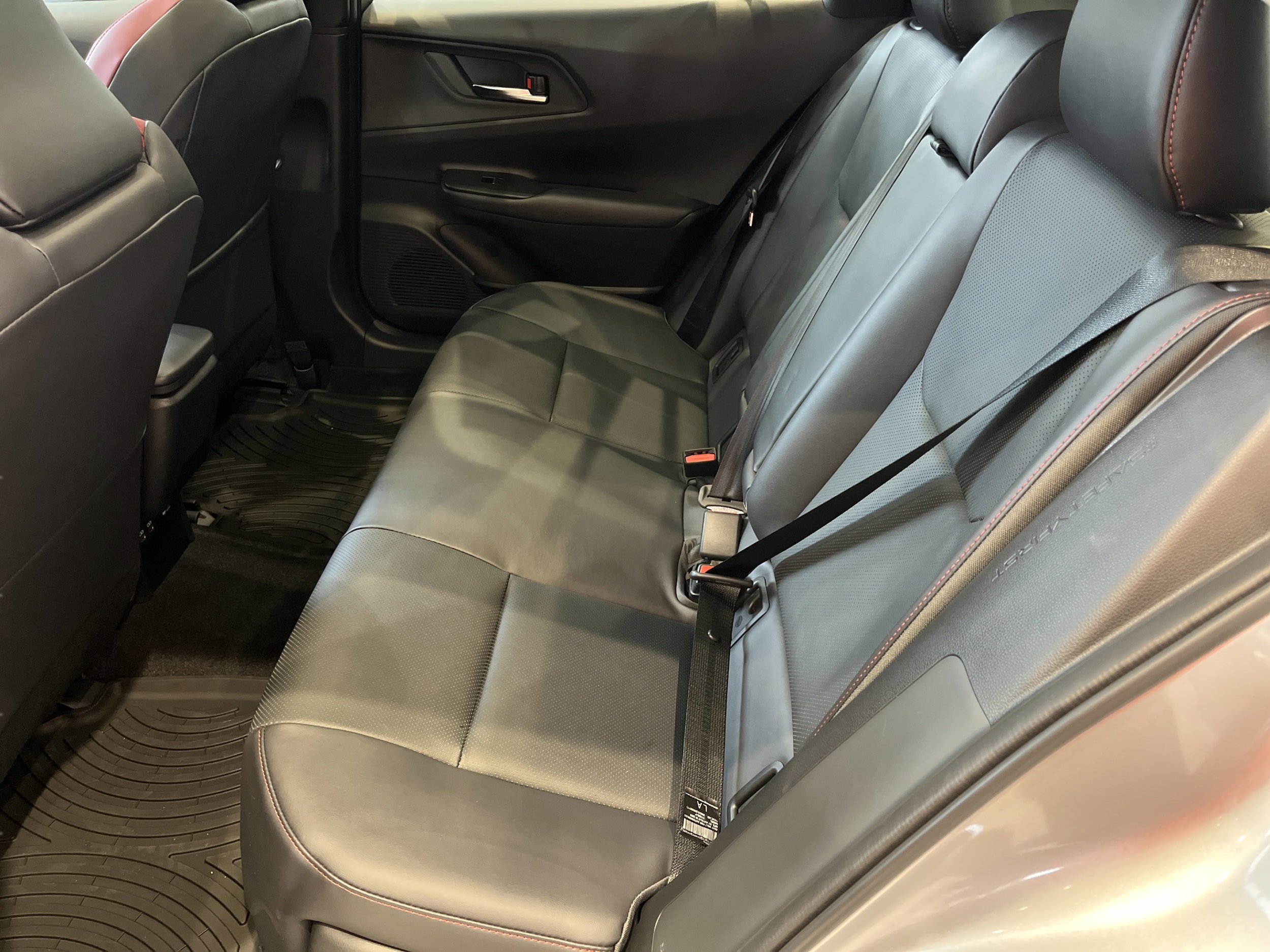 2026 Toyota Prius Plug-in Hybrid XSE - Photo 18
