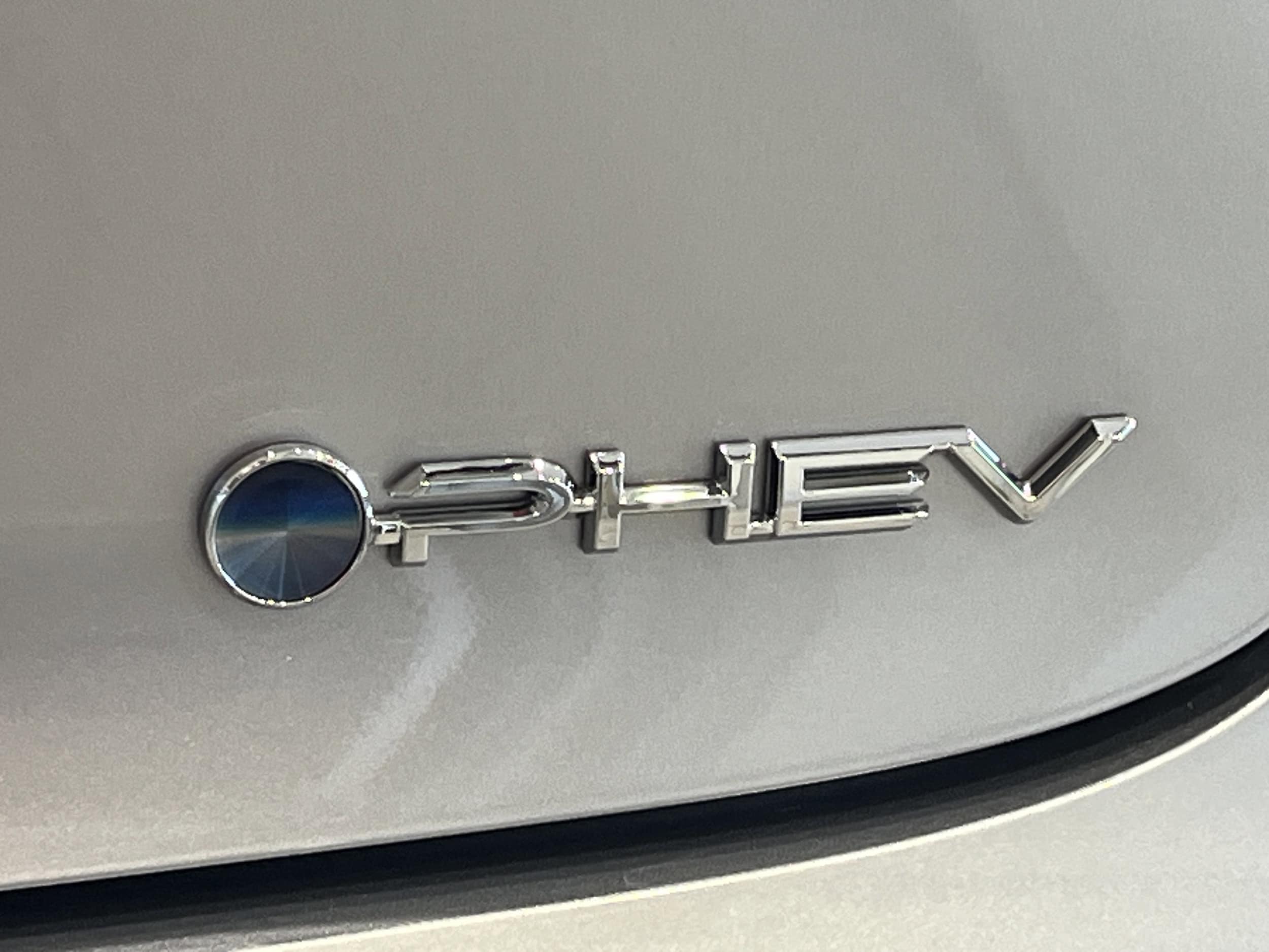 2026 Toyota Prius Plug-in Hybrid XSE - Photo 24