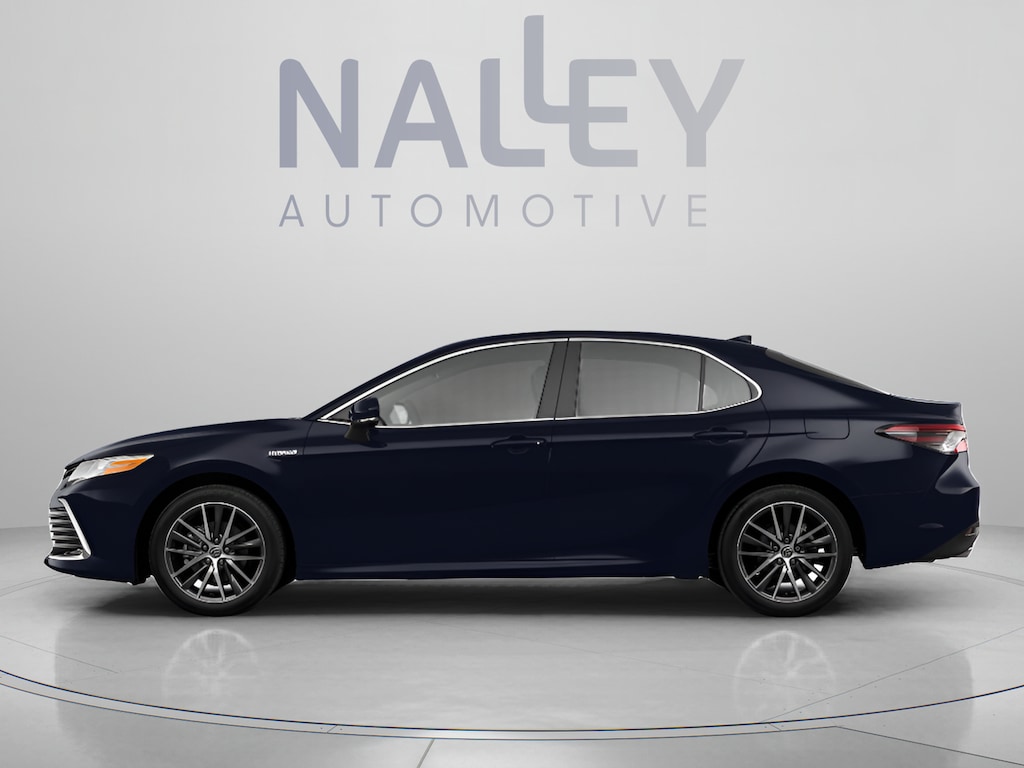 Used 2021 Toyota Camry Hybrid XSE Sedan