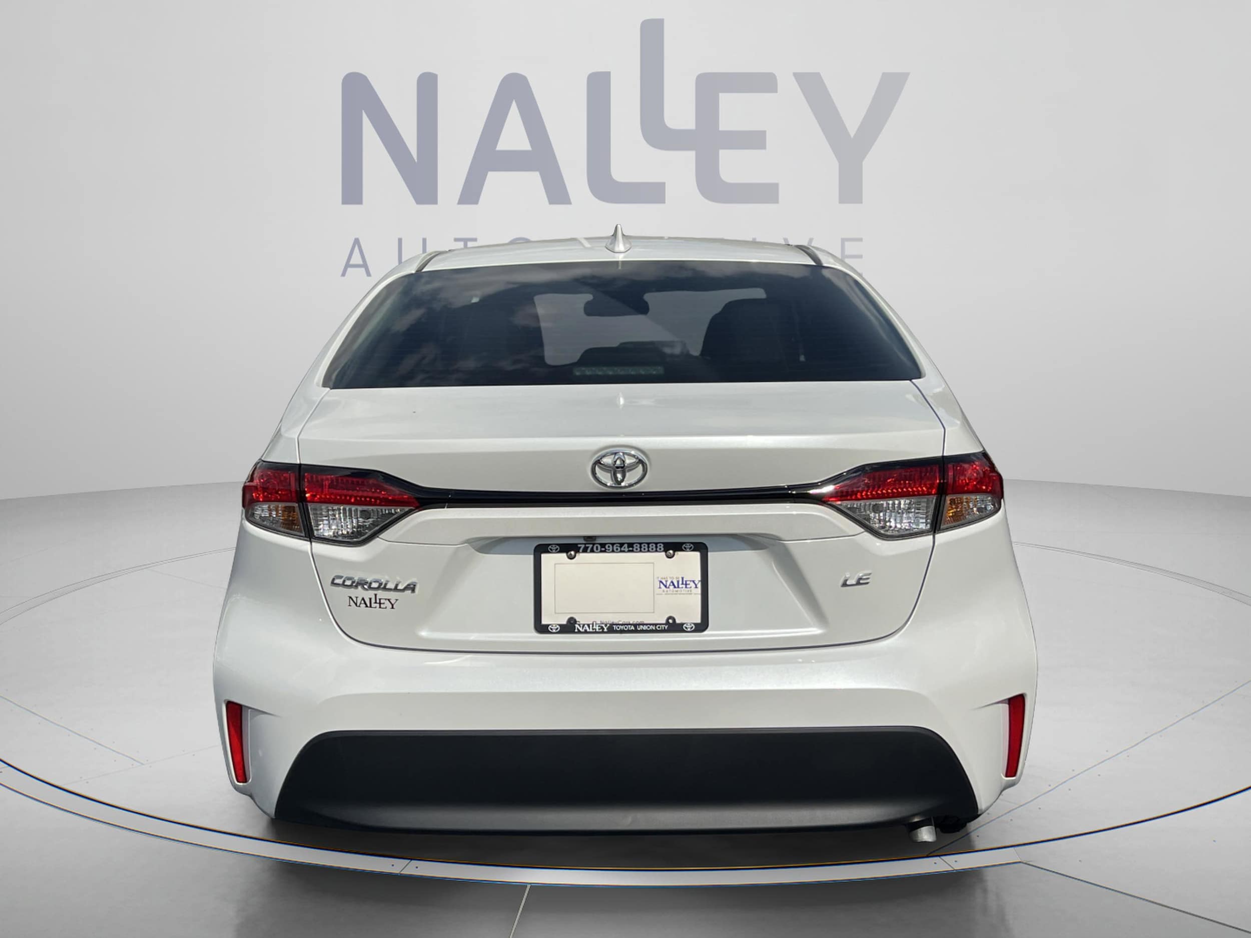 2026 Toyota Corolla LE - Photo 6