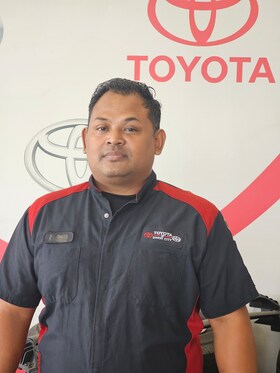 Staff member County Ros from ID_3be135f72487