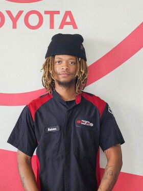 Staff member Nashawn Jennings  from ID_3be135f72487