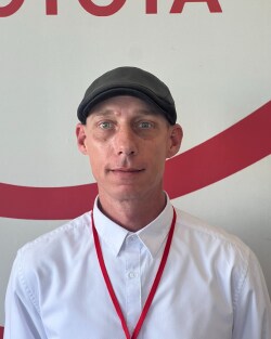 Staff member Darby Davis from ID_3be135f72487