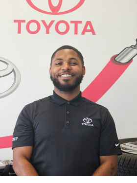 Staff member Maleke Smith from ID_3be135f72487
