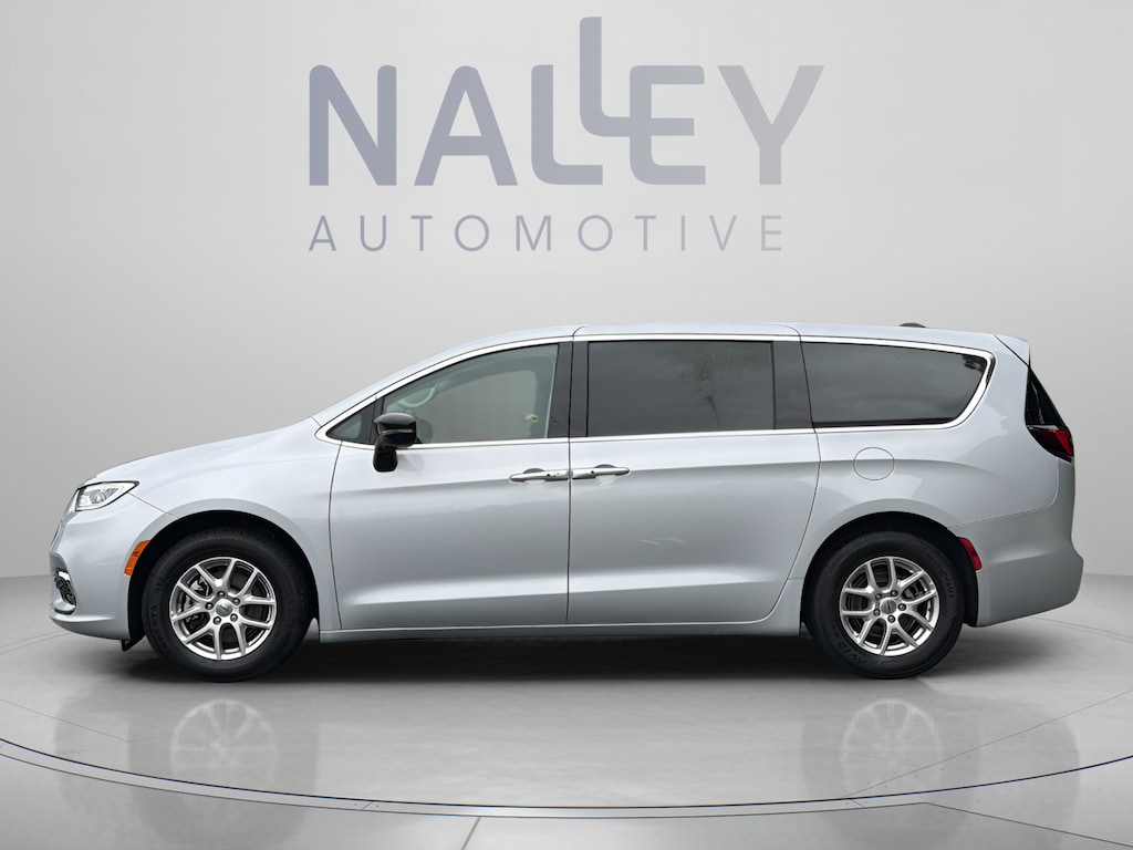 Used 2024 Chrysler Pacifica Touring L Van Passenger Van