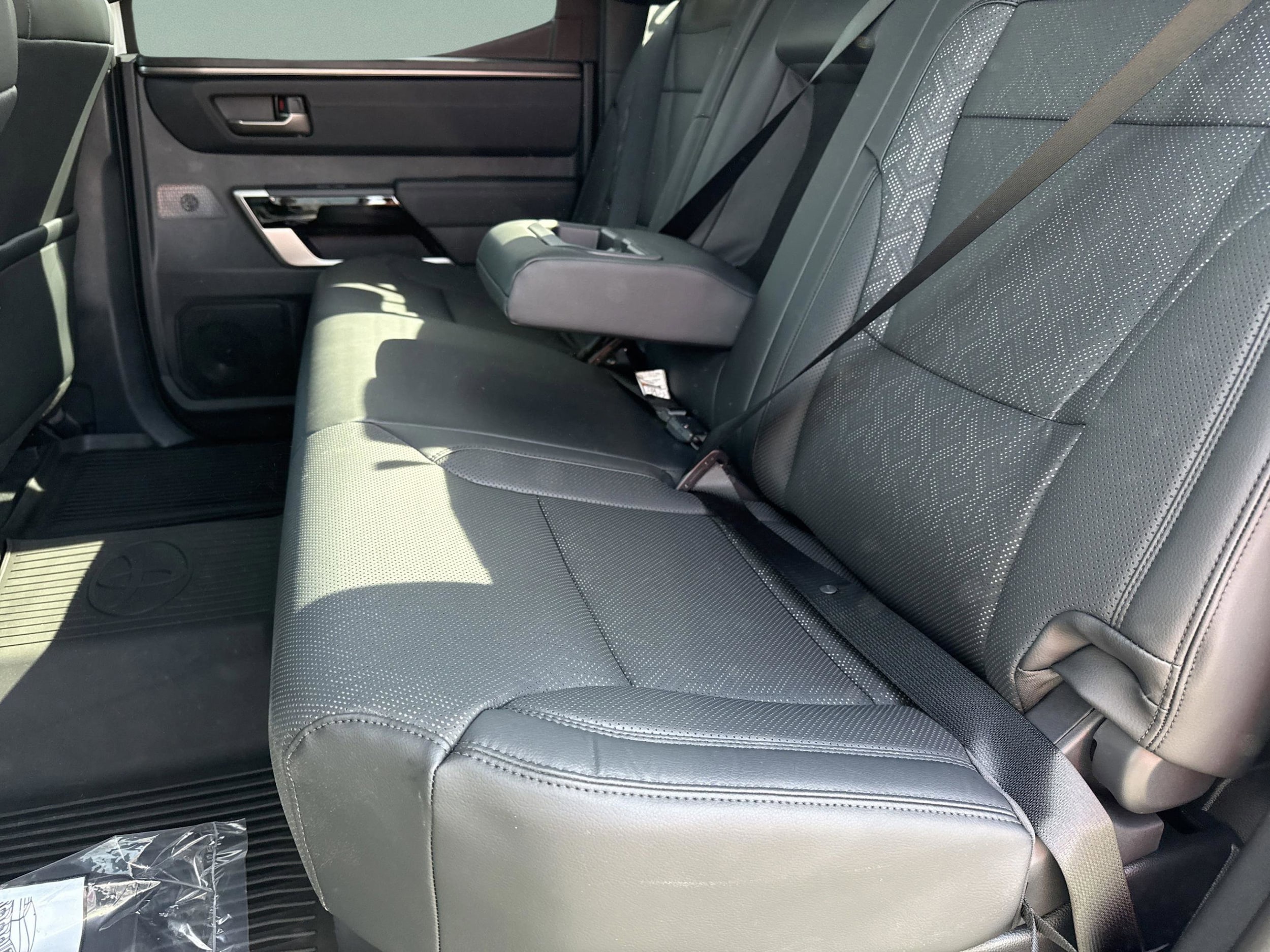 2025 Toyota Tundra Limited - Photo 27