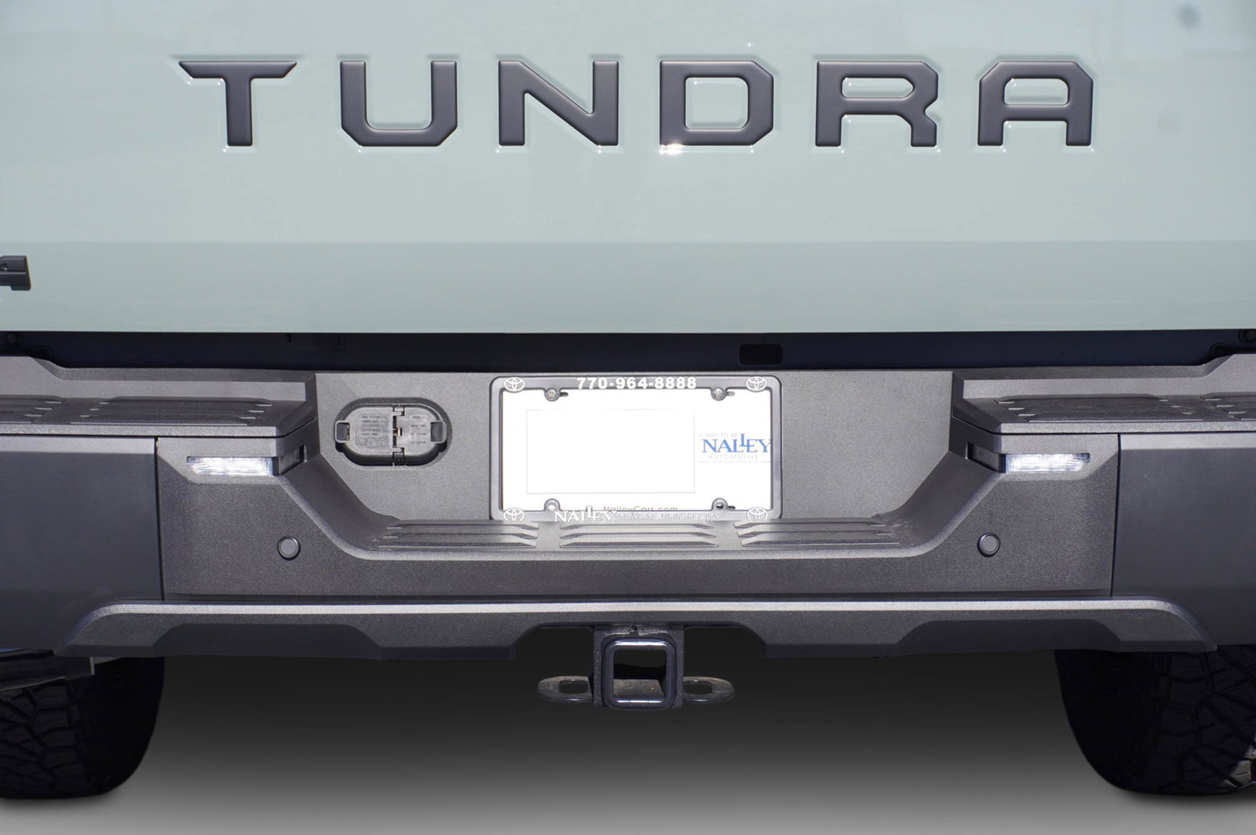 2025 Toyota Tundra SR5 - Photo 33