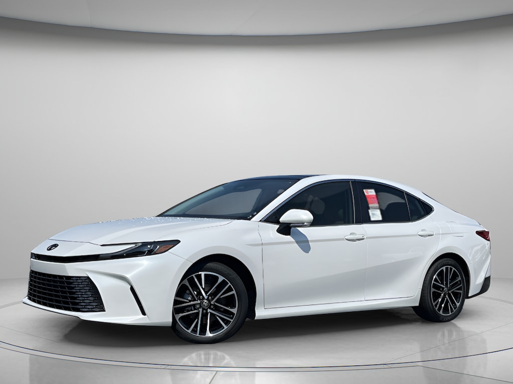 Used 2025 Toyota Camry XLE Sedan
