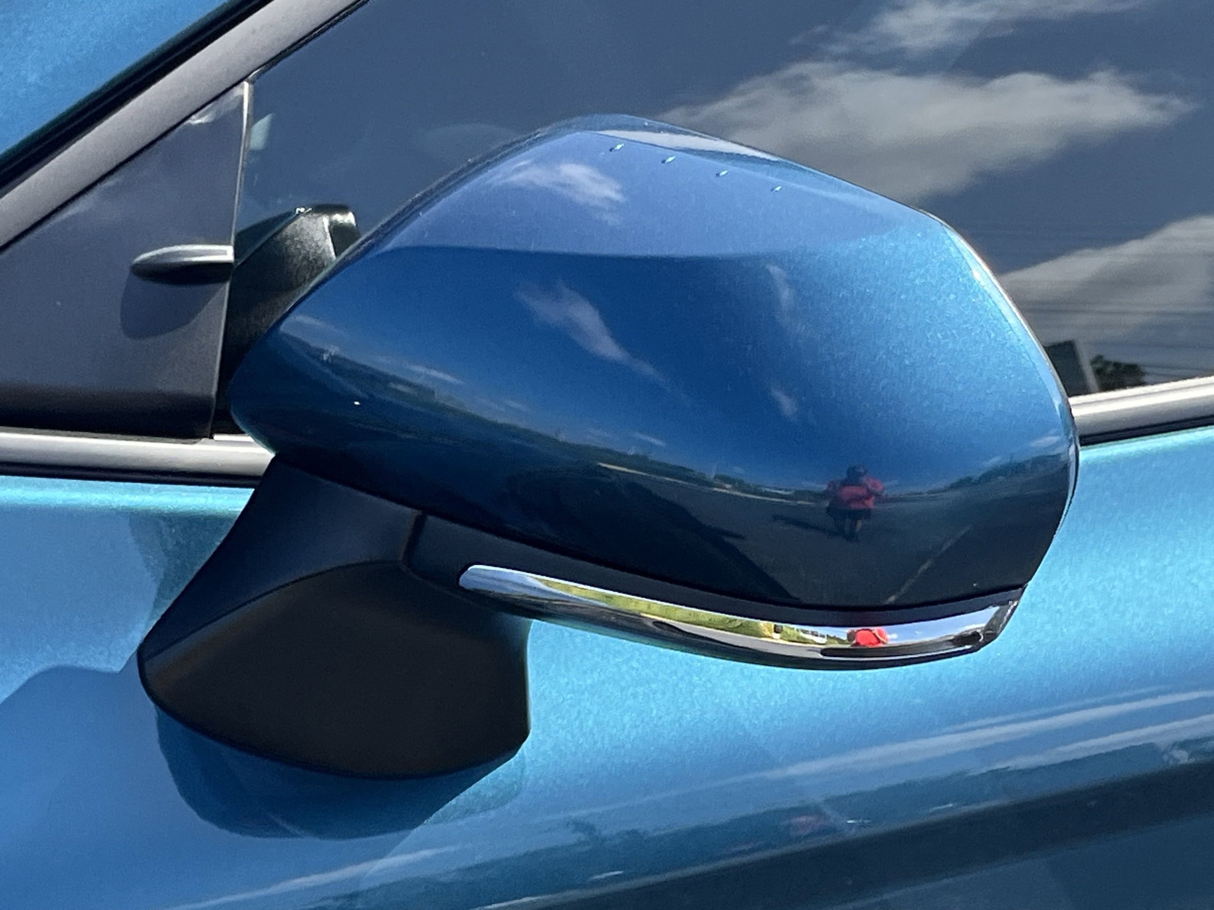 2025 Toyota Camry LE - Photo 29