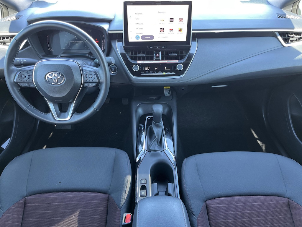 Used 2025 Toyota Corolla SE Sedan