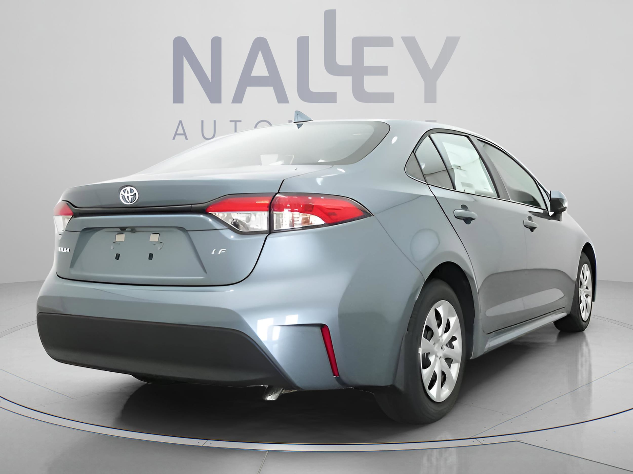 2026 Toyota Corolla LE - Photo 18