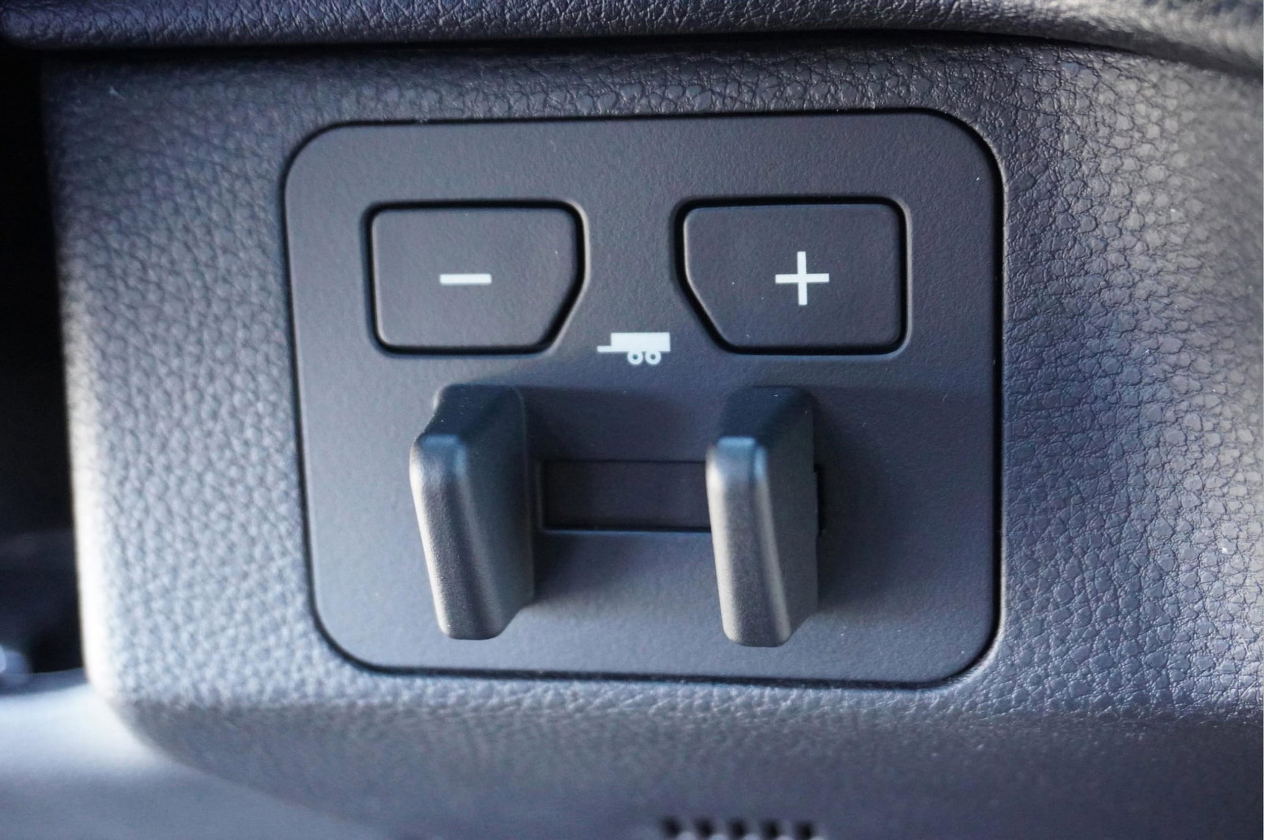 2025 Toyota Tundra SR5 - Photo 20