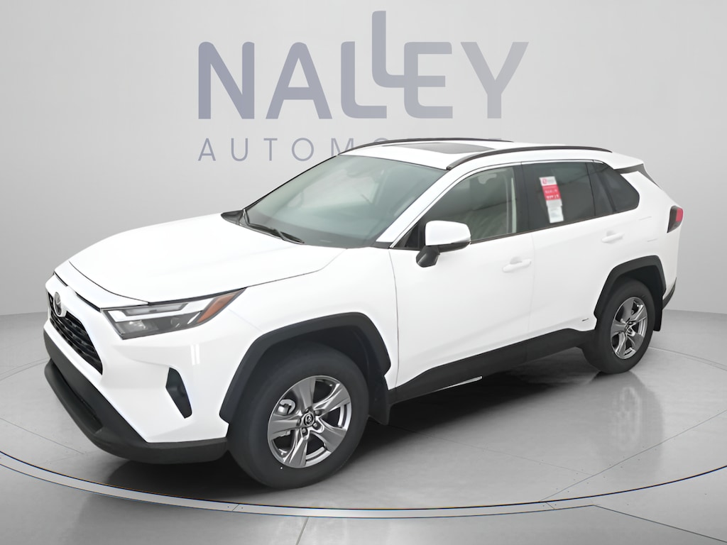 Used 2025 Toyota RAV4 Hybrid XLE SUV