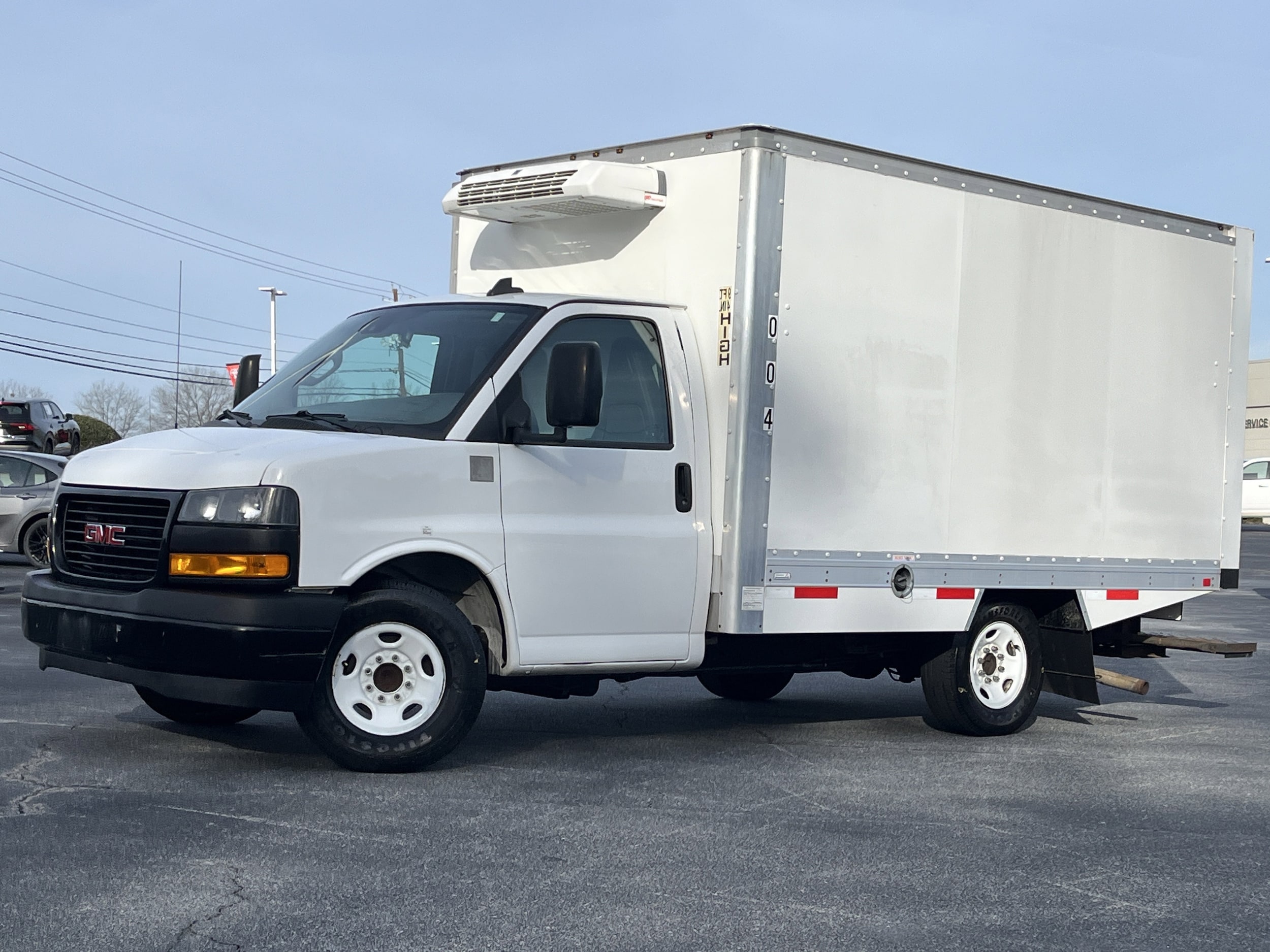 2019 GMC Savana Cutaway Work Van