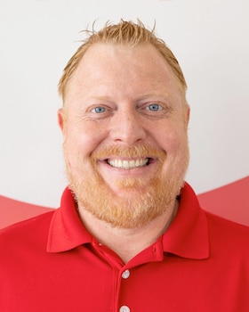 Staff member Mike Muse from ID_5701242c2ef7