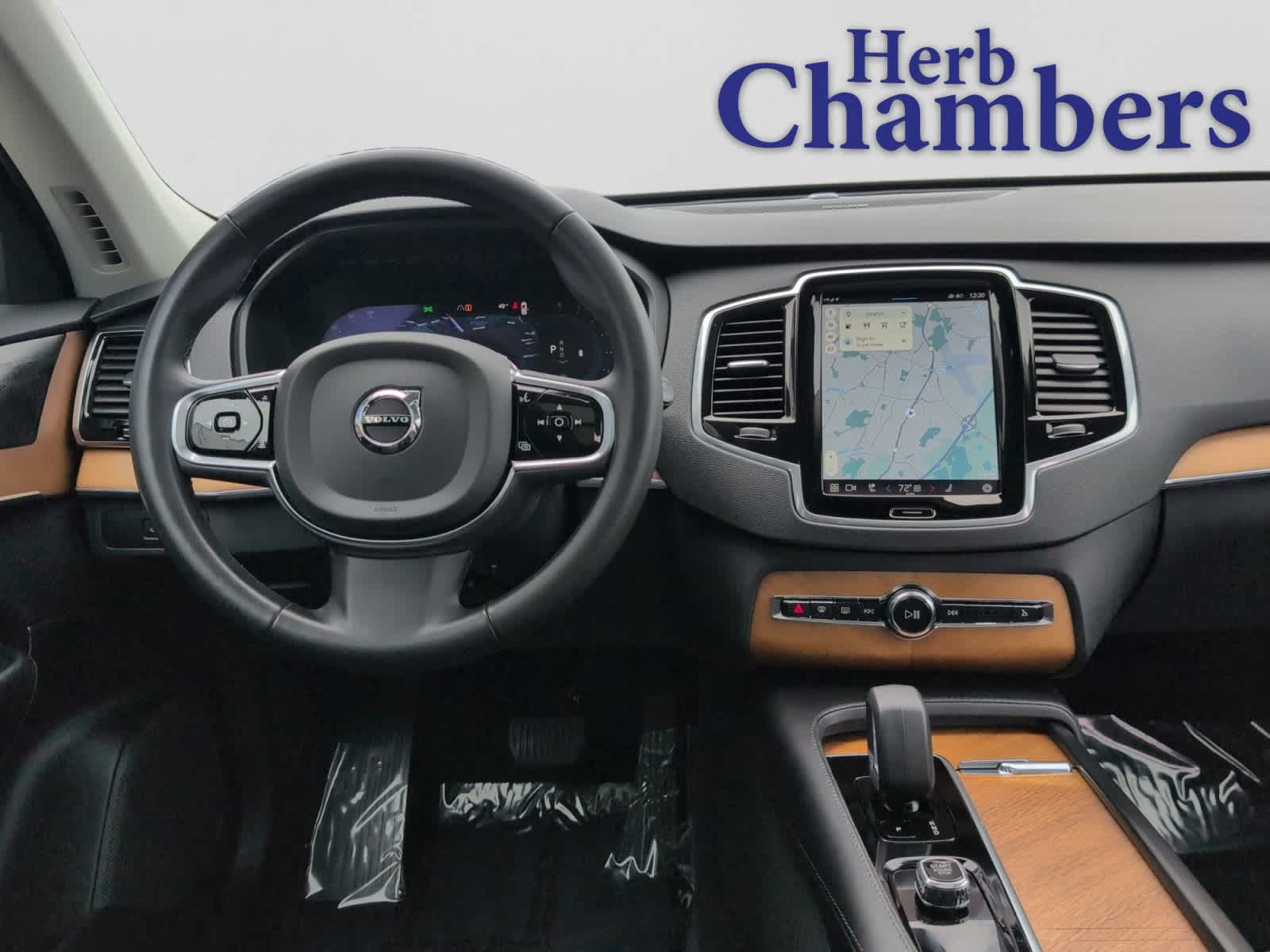 used 2024 Volvo XC90 car, priced at $39,998