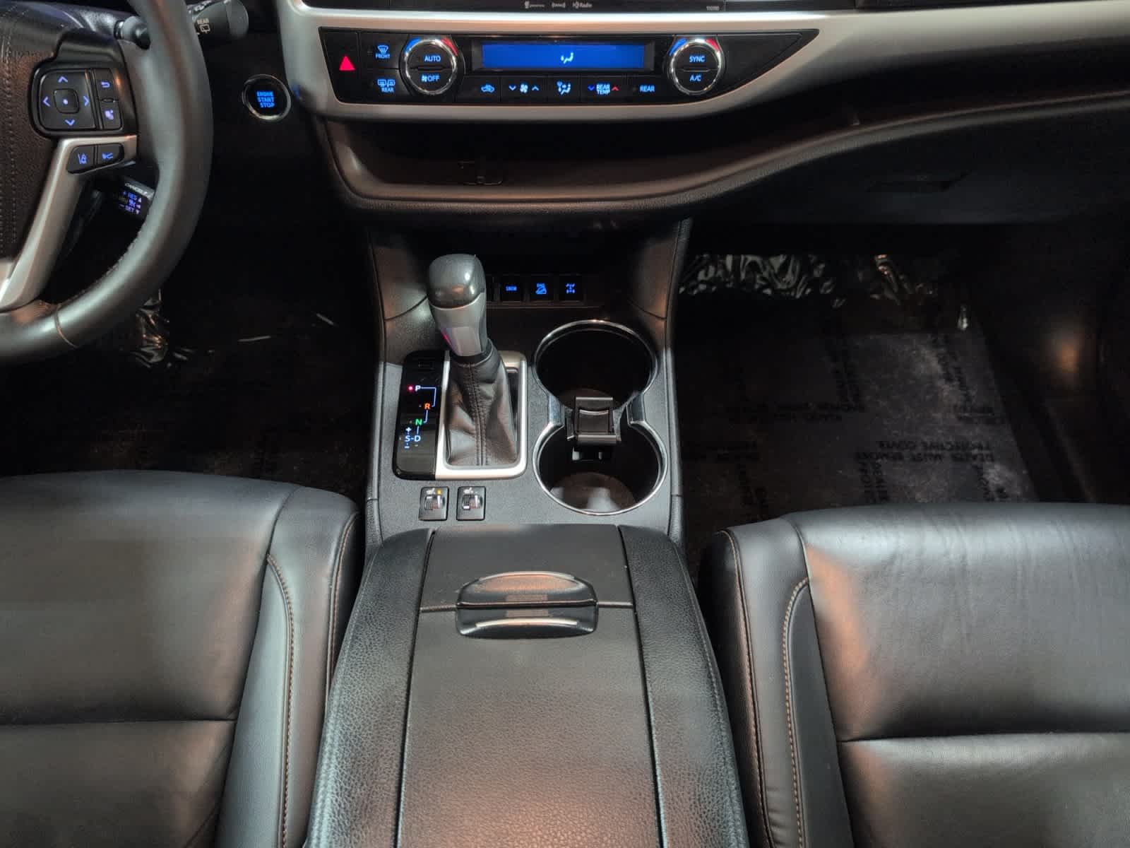 used 2019 Toyota Highlander car, priced at $24,998