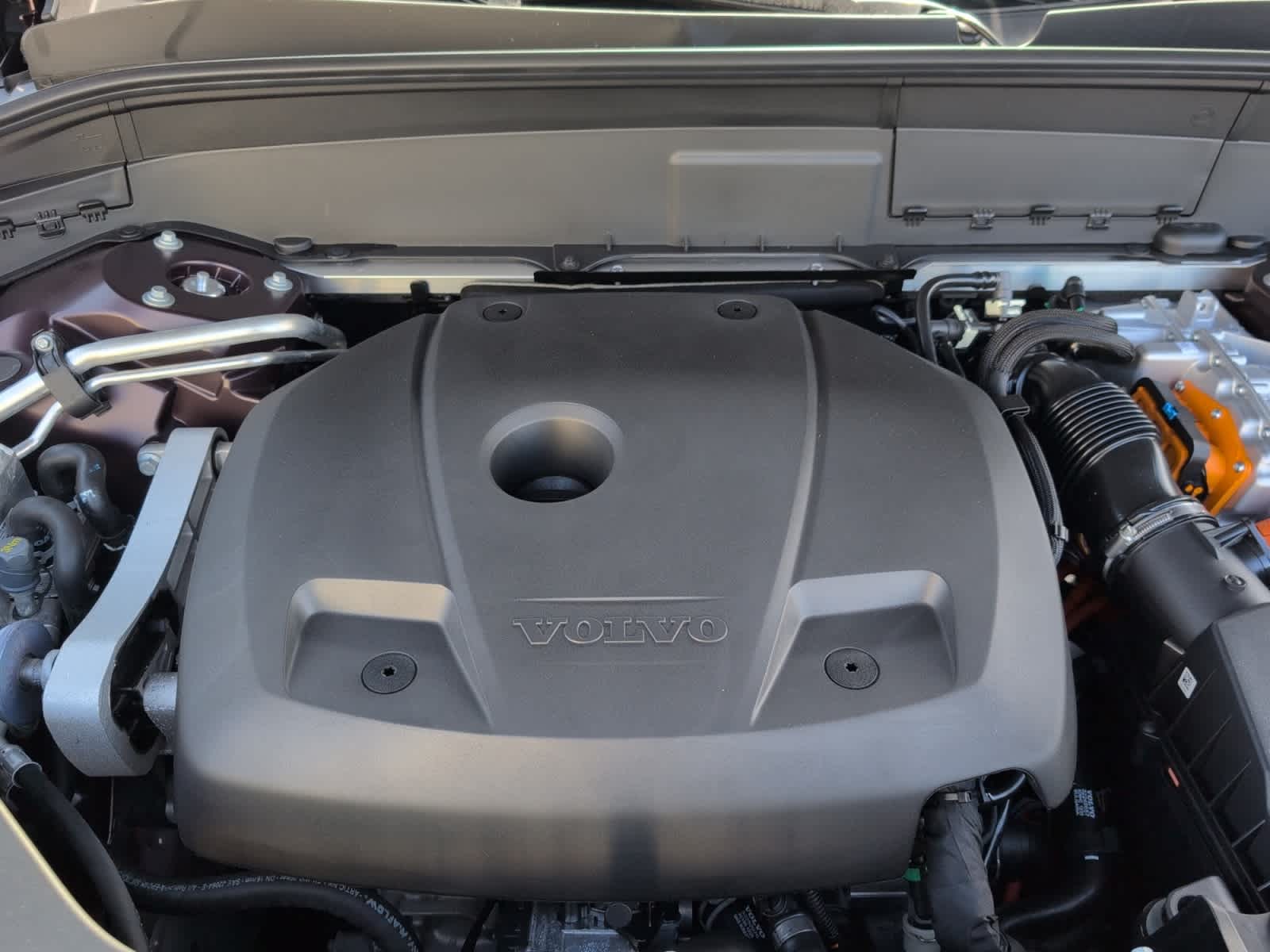 new 2026 Volvo XC90 plug-in hybrid car, priced at $92,200