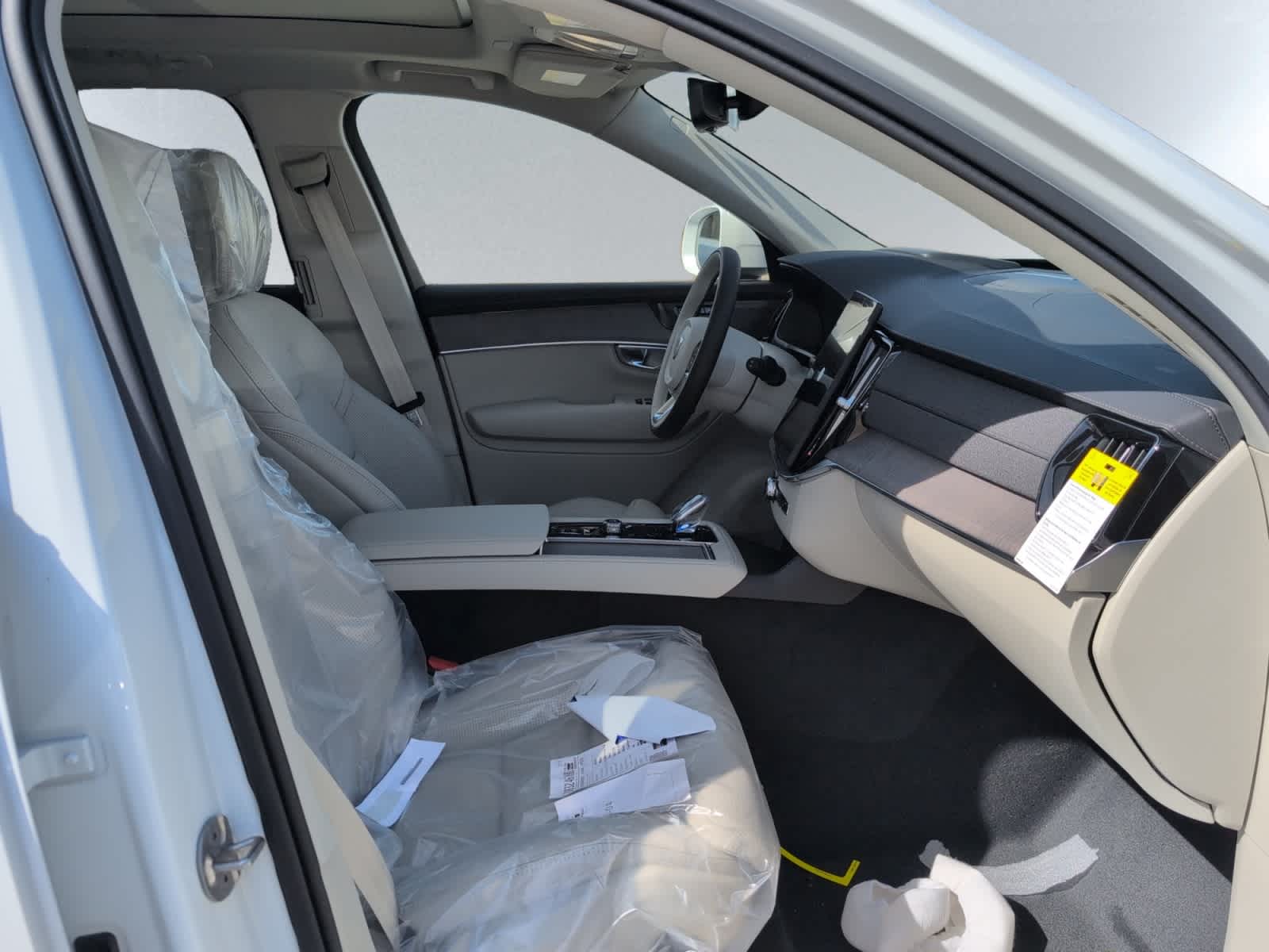 new 2026 Volvo XC90 car, priced at $75,155