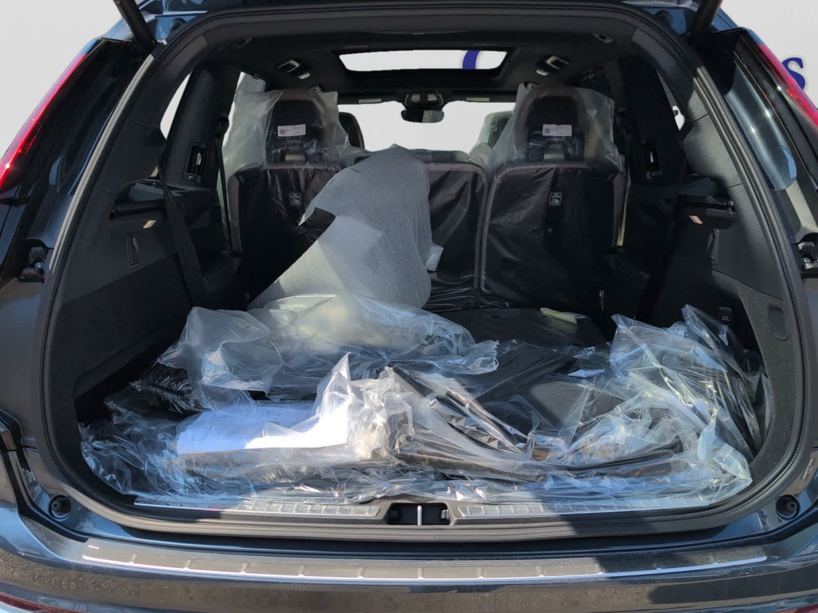new 2026 Volvo XC90 plug-in hybrid car, priced at $86,130