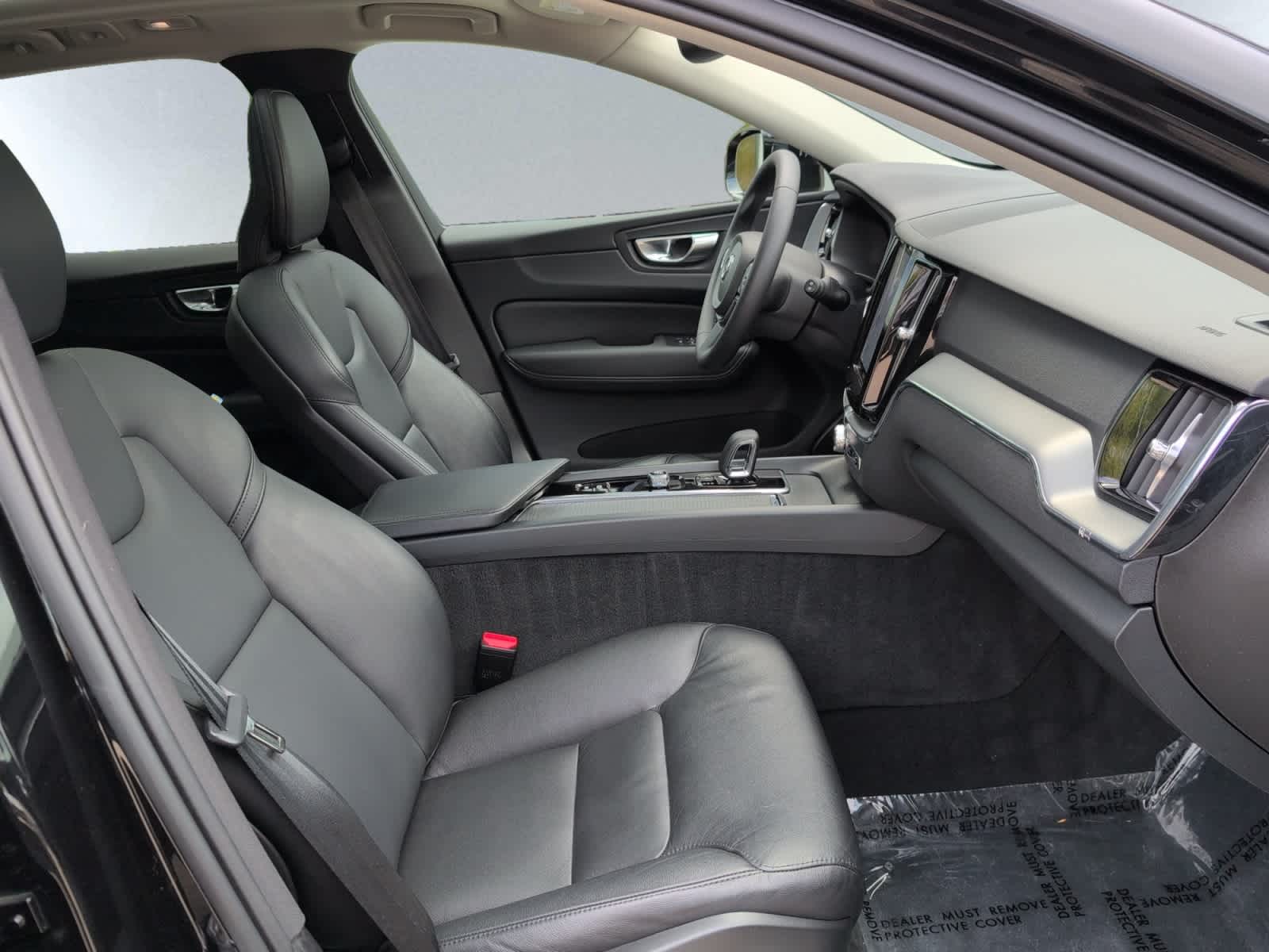 used 2024 Volvo XC60 car, priced at $34,998