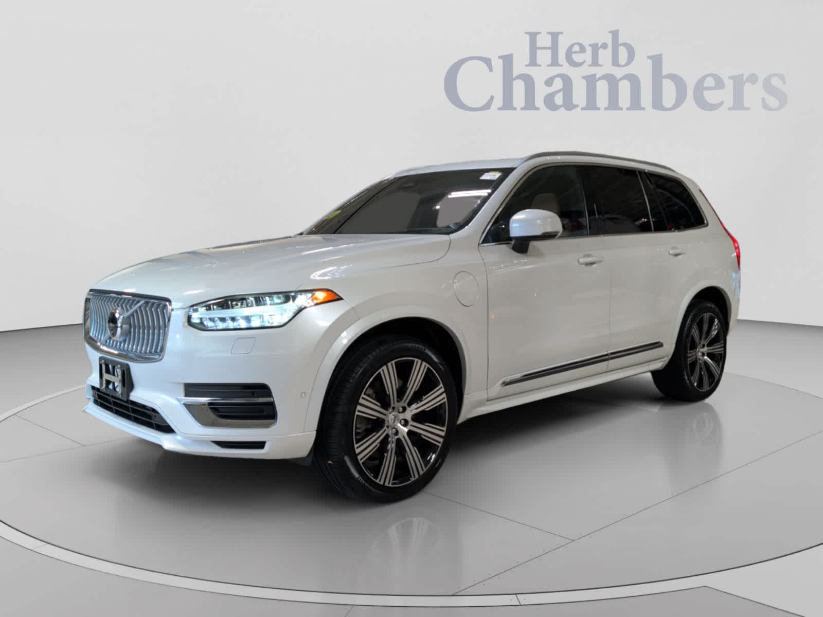 Used 2025 Volvo XC90 plug-in hybrid T8 Ultra 7-Seater SUV