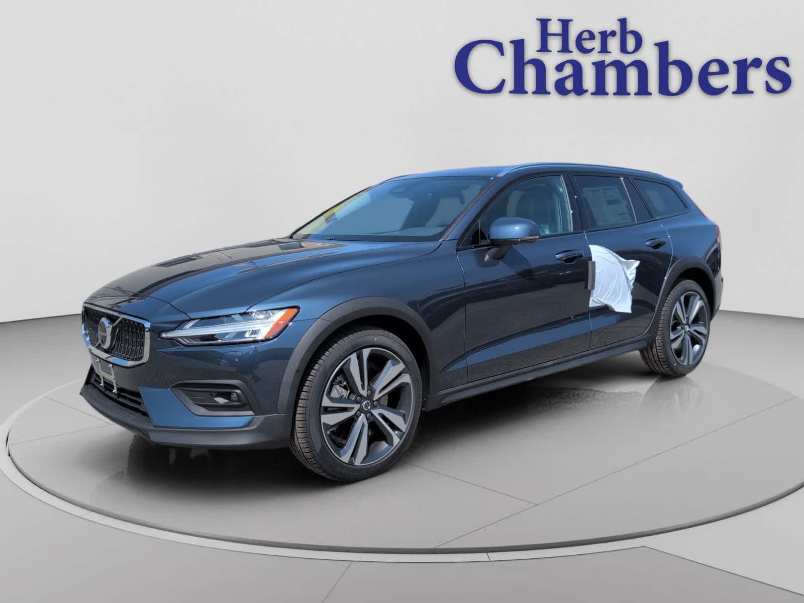 new 2026 Volvo V60 Cross Country car, priced at $57,545