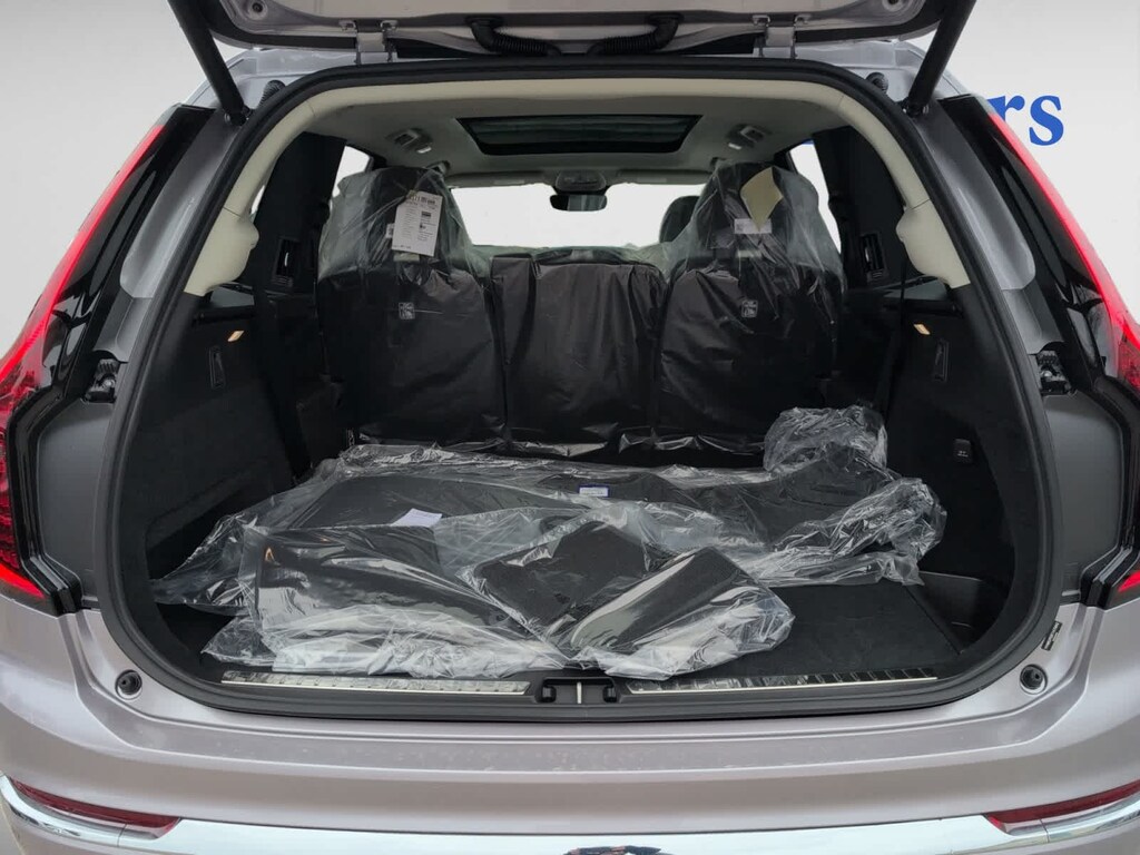 New 2026 Volvo XC90 B6 Plus 7-Seater SUV