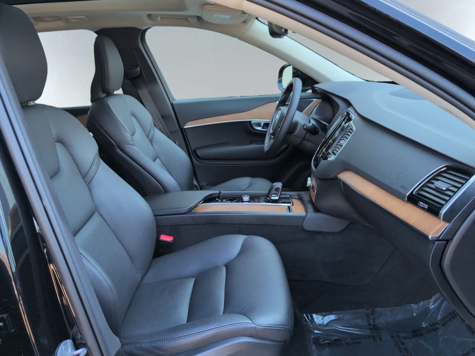 used 2024 Volvo XC90 car, priced at $45,998